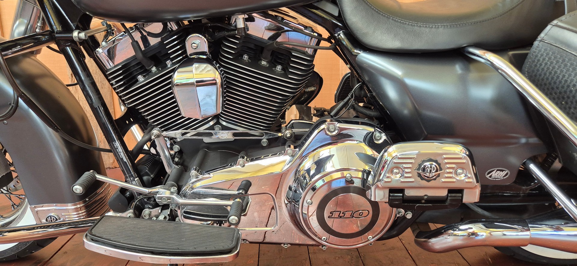 HARLEY-DAVIDSON FLHRC Road King Classic 103 ABS-image-11