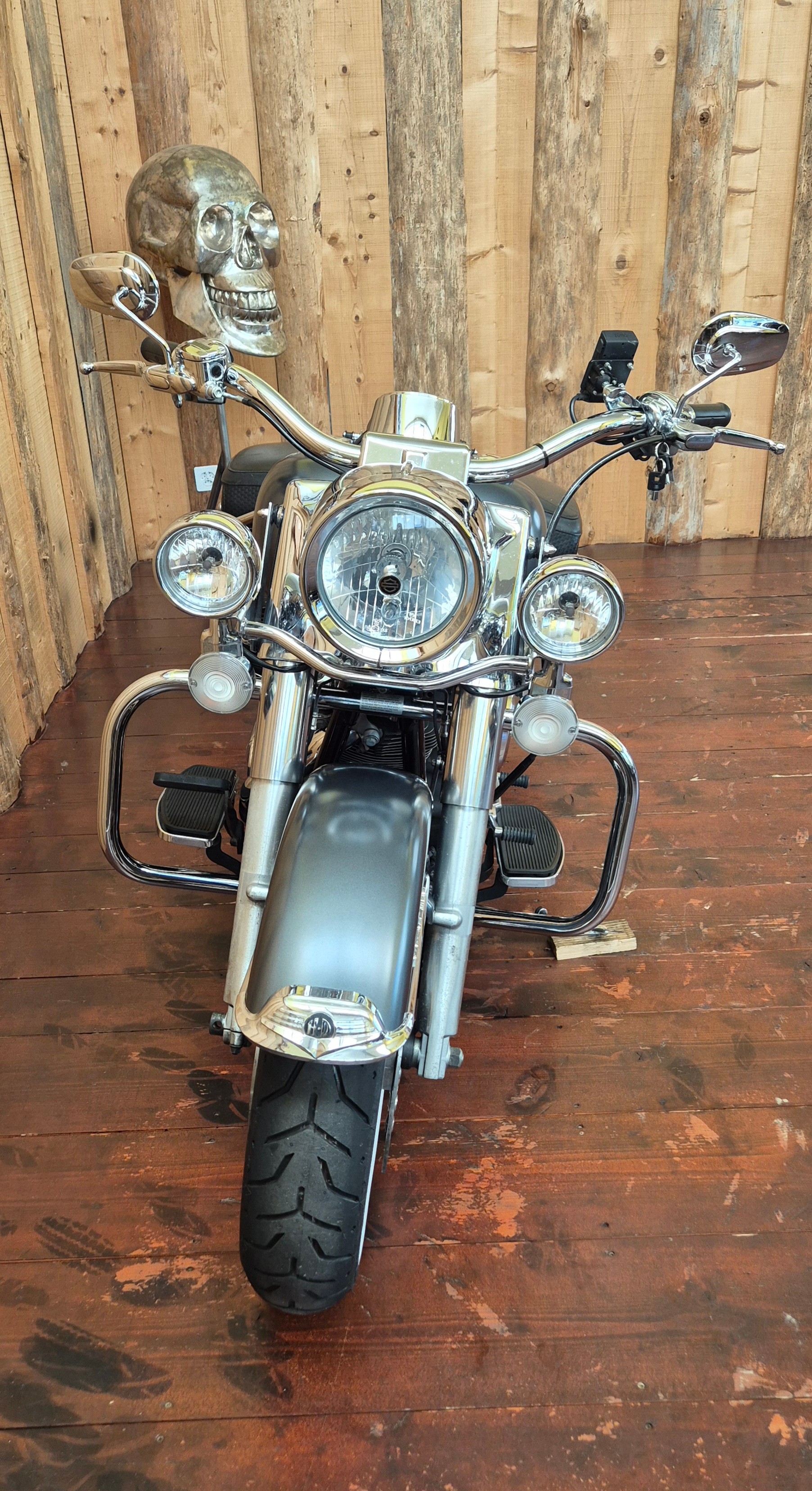 HARLEY-DAVIDSON FLHRC Road King Classic 103 ABS-image-9