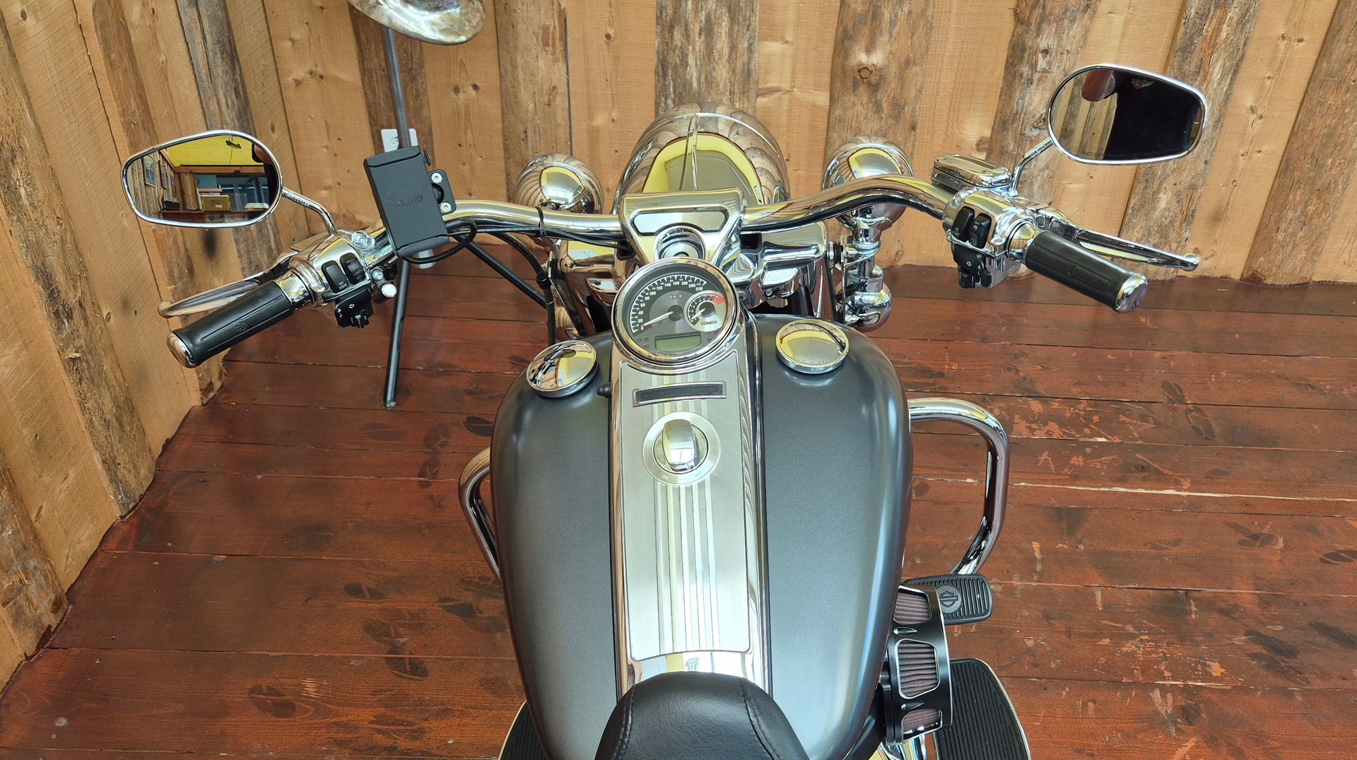 HARLEY-DAVIDSON FLHRC Road King Classic 103 ABS-image-12