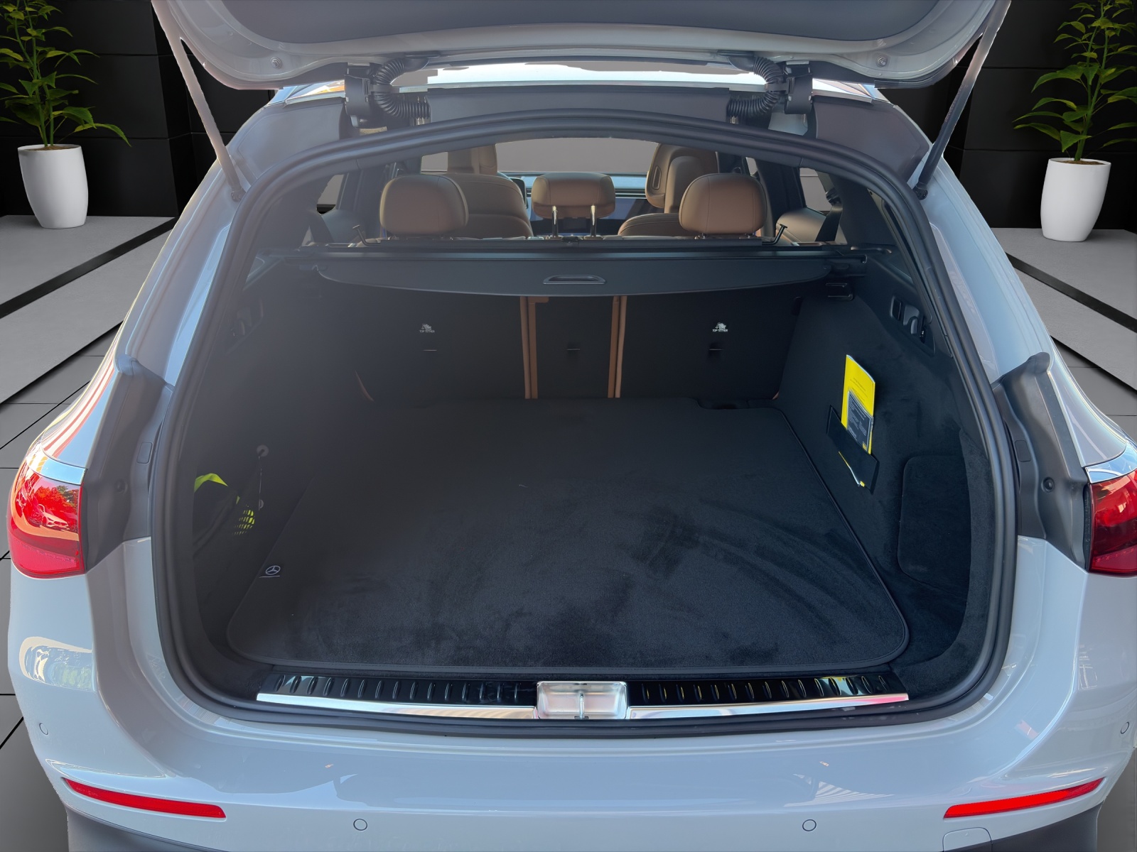 MERCEDES-BENZ E 220 d T 4M 9G-Tronic-image-6