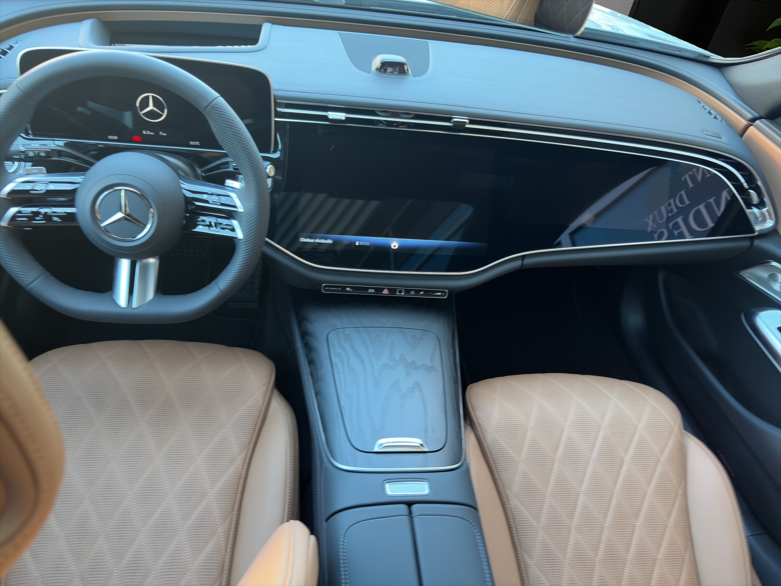 MERCEDES-BENZ E 220 d T 4M 9G-Tronic-image-13