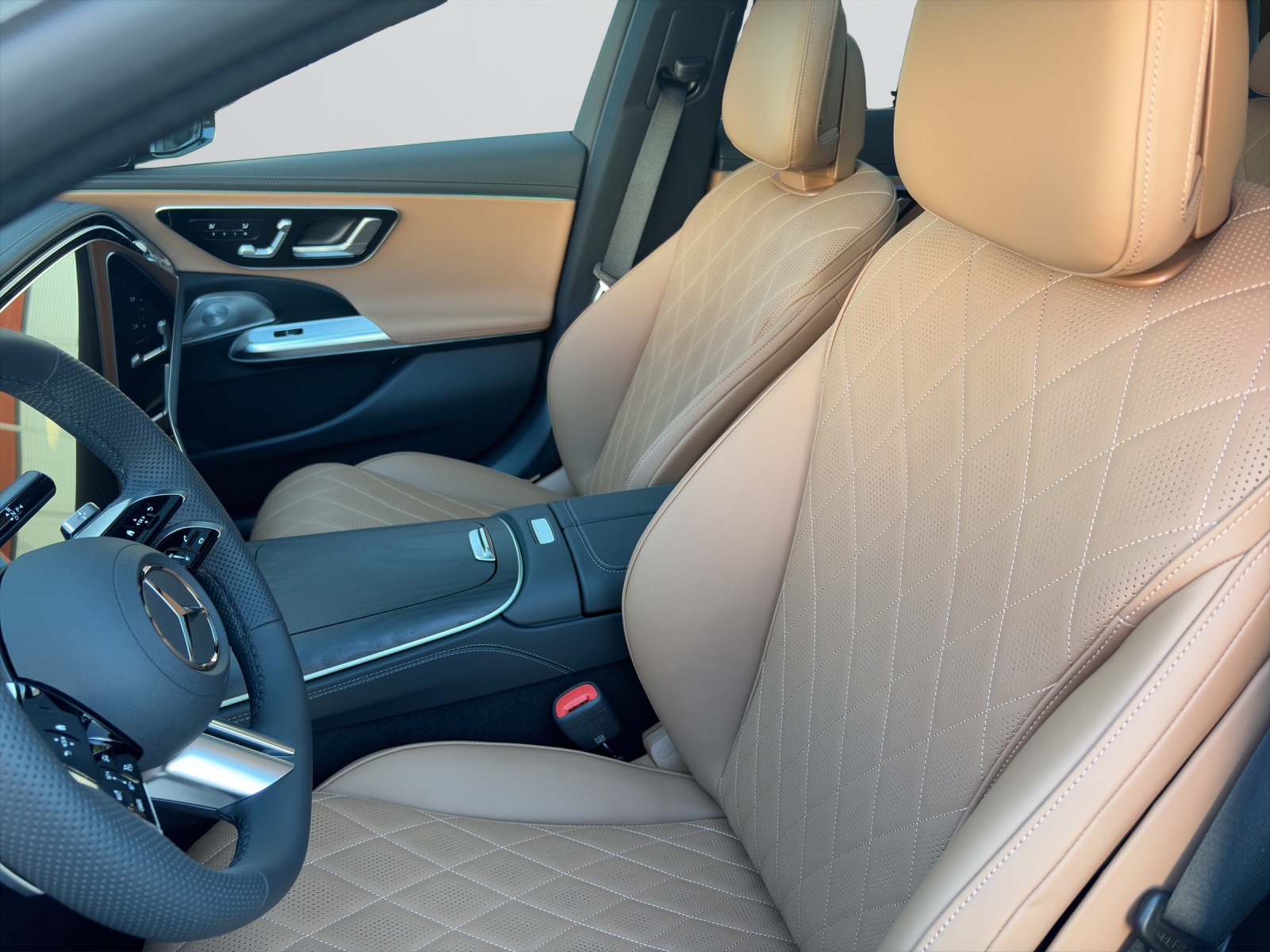 MERCEDES-BENZ E 220 d T 4M 9G-Tronic-image-8