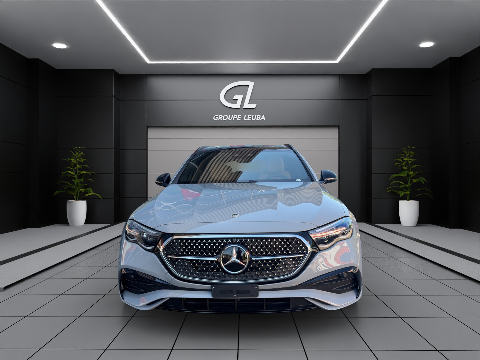 MERCEDES-BENZ E 220 d T 4M 9G-Tronic-showroom-element-1