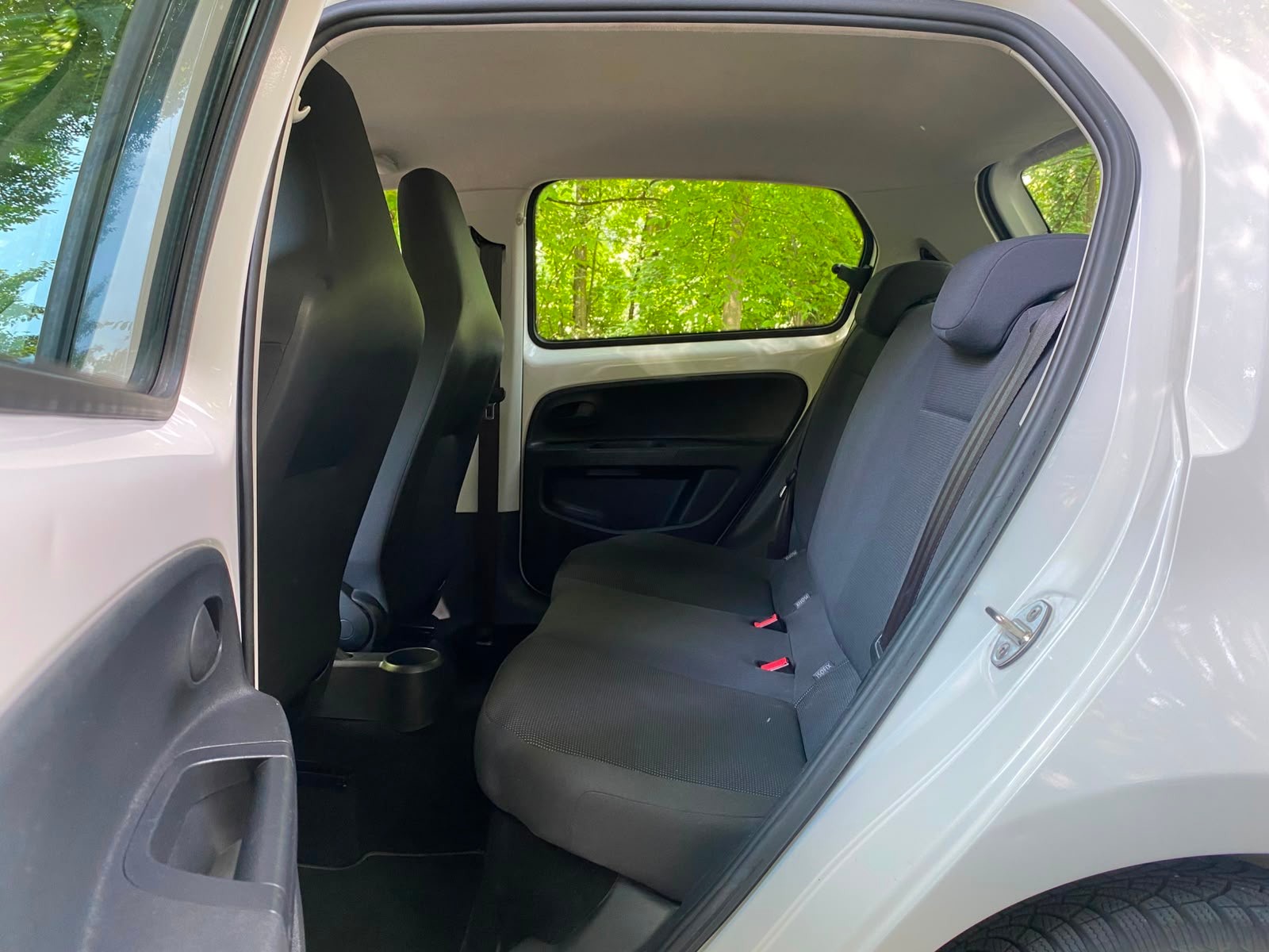 VW Up 1.0 white up Art on Ice - Nouvelle Expertise - NEU MFK : 25.08.2026 - Service Fait à Jour - Frischer Service-image-15