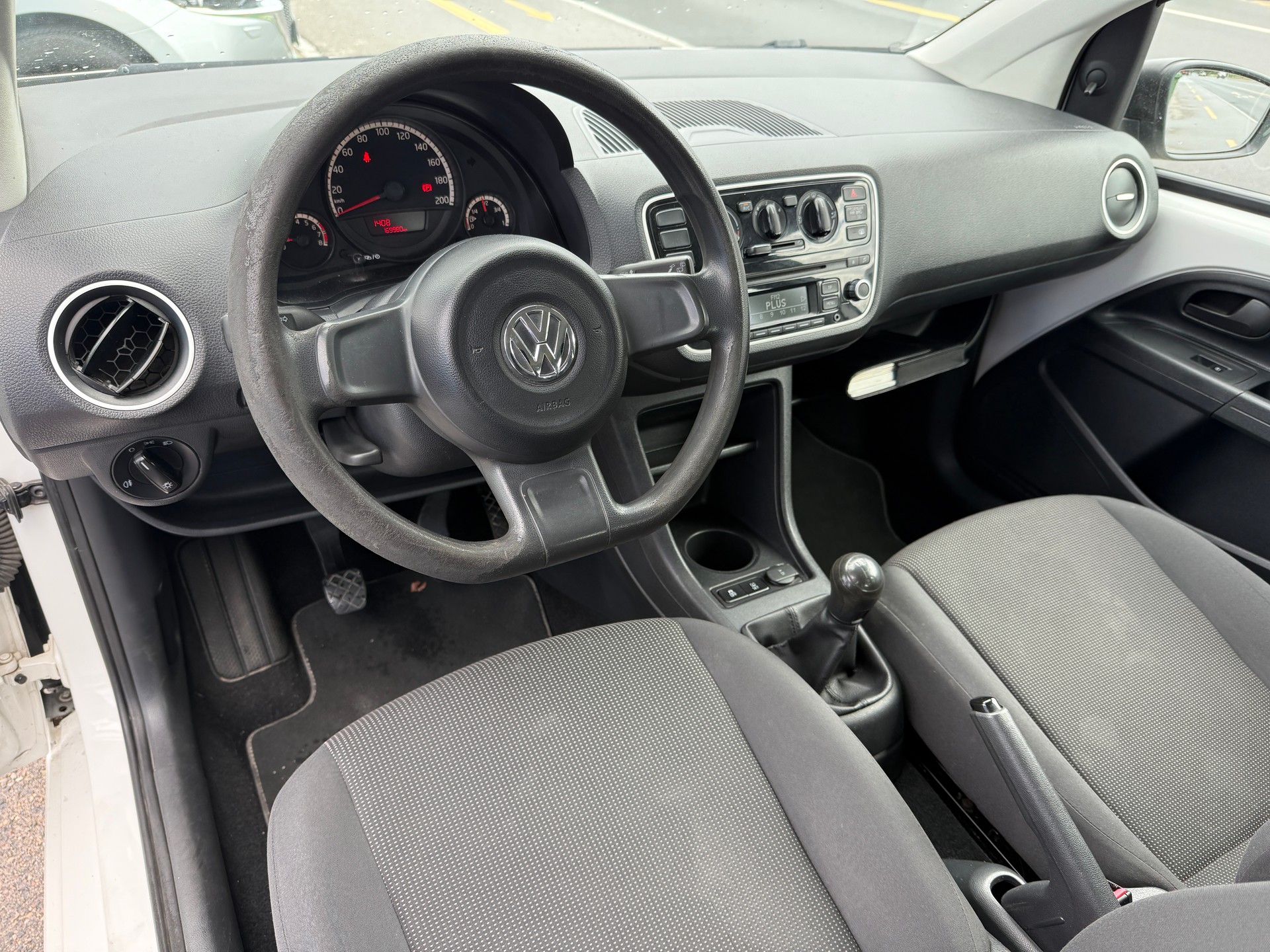 VW Up 1.0 white up Art on Ice - Nouvelle Expertise - NEU MFK : 24.08.2026 - Service Fait à Jour - Frischer Service-image-11