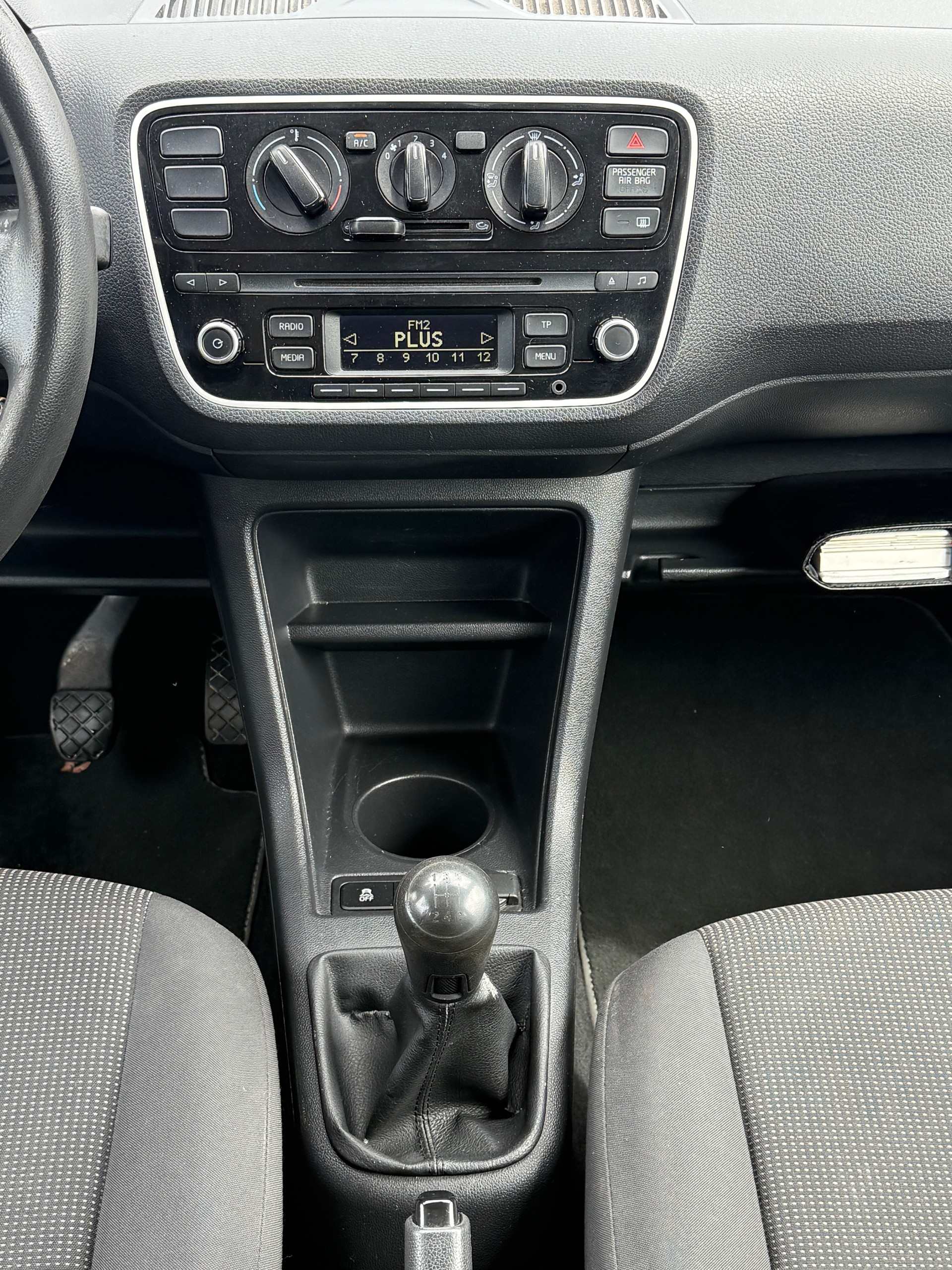 VW Up 1.0 white up Art on Ice - Nouvelle Expertise - NEU MFK : 24.08.2026 - Service Fait à Jour - Frischer Service-image-20