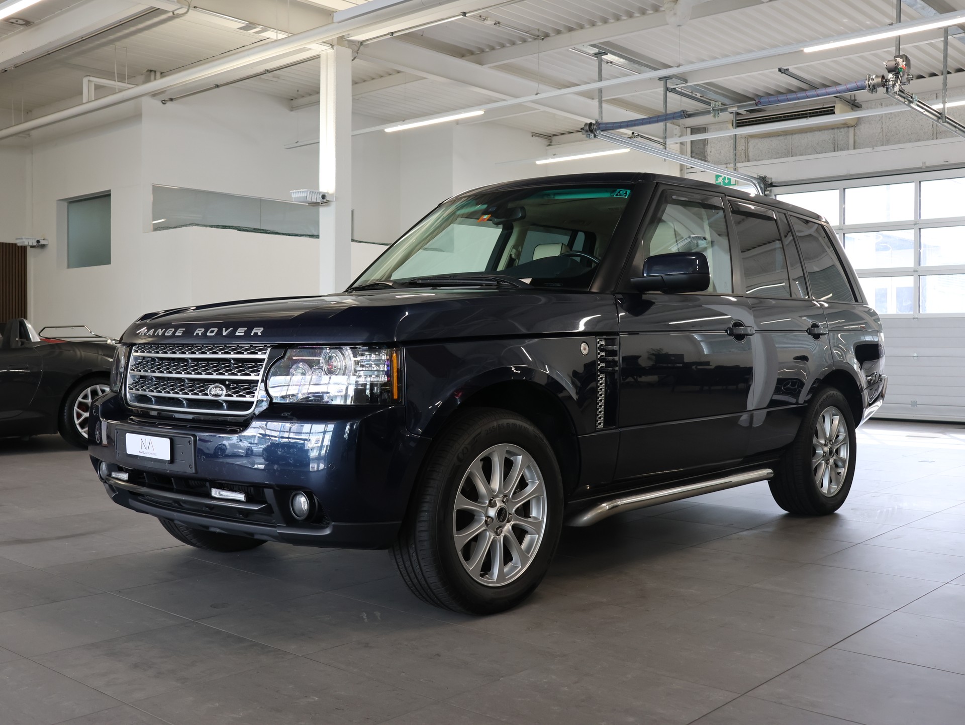 LAND ROVER Range Rover 4.4 TDV8 HSE Automatic *Panoramadach* *Rückfahrkamera* *Originaler Clarion 6-fach-CD-Wechsler*-showroom-element-3