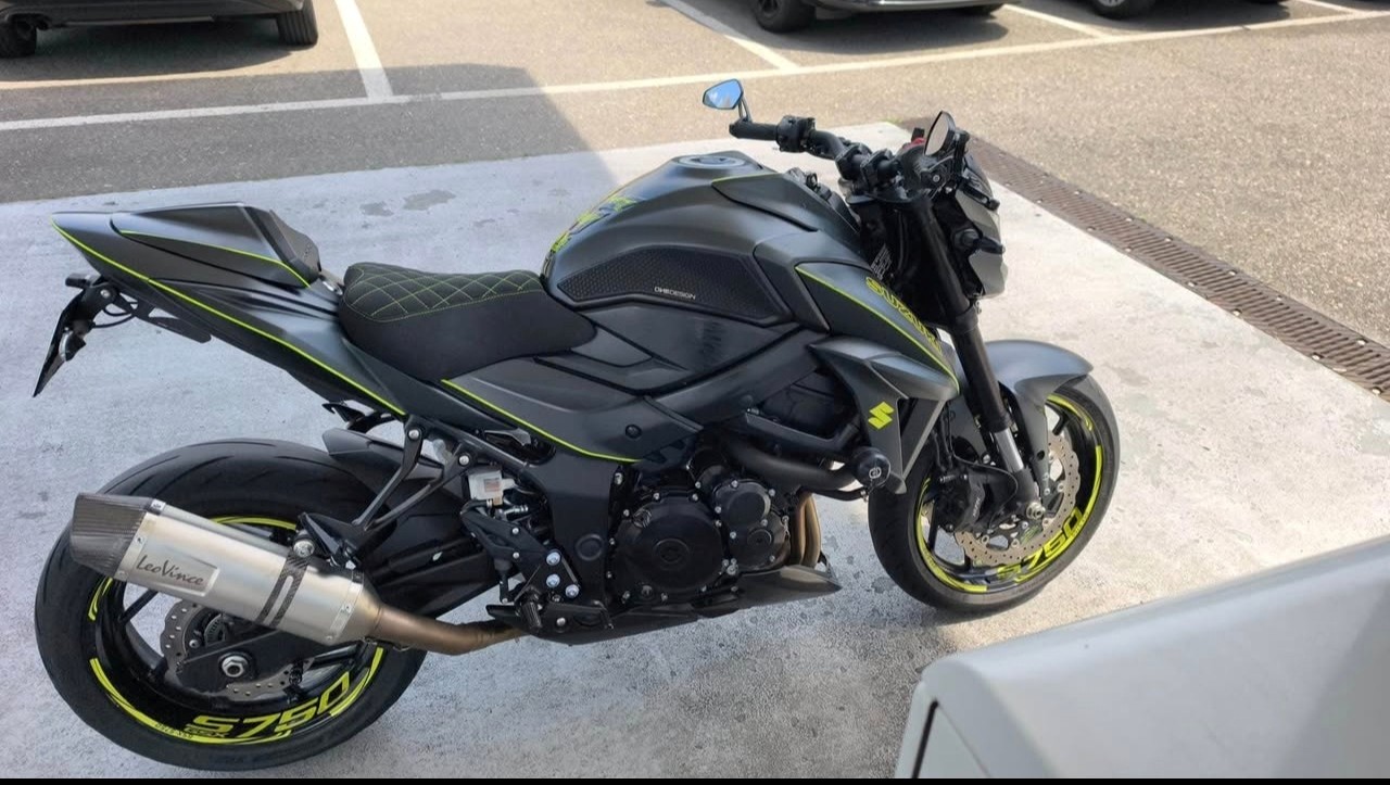 SUZUKI GSX-S 750 EVO 3-image-1