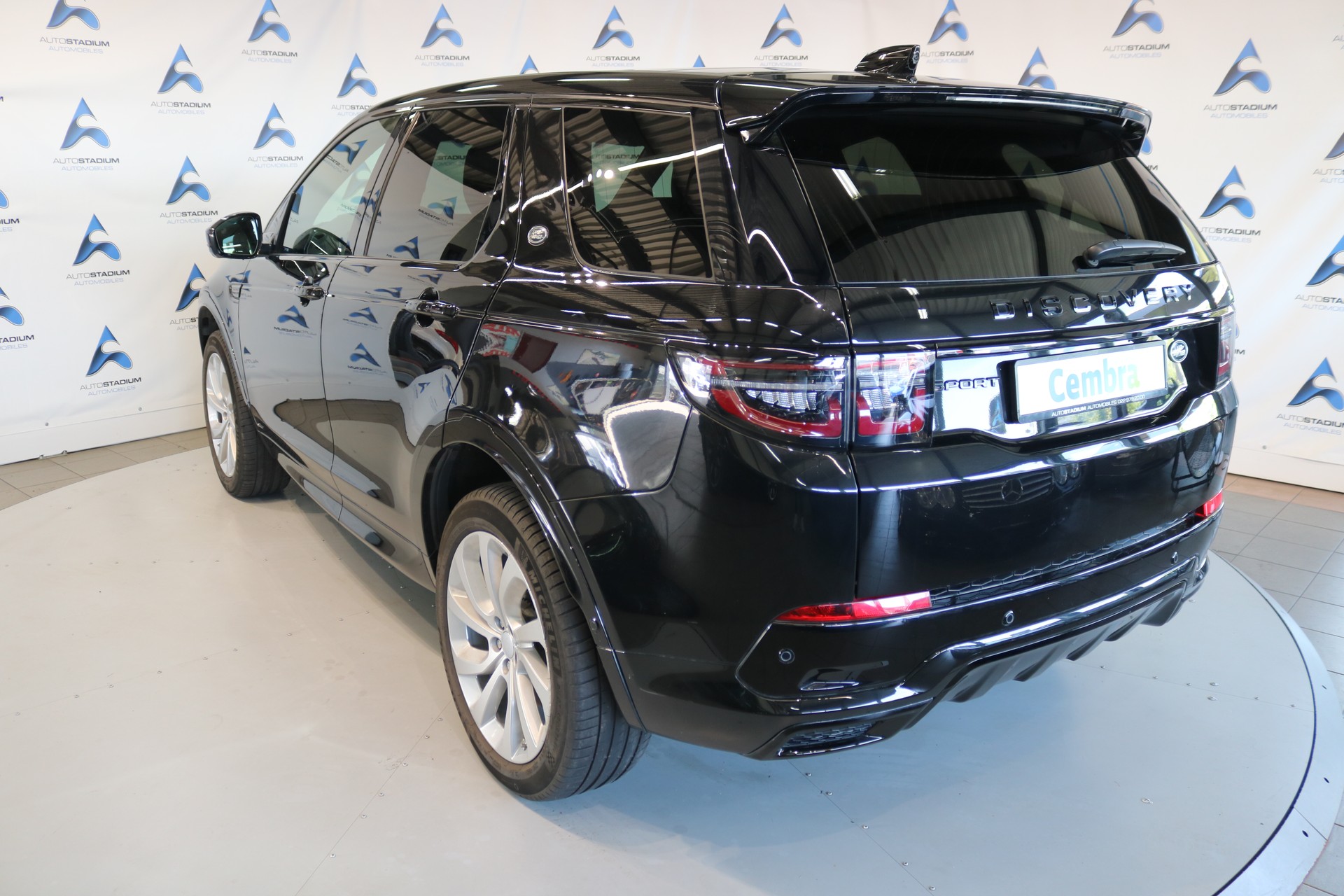 LAND ROVER Discovery Sport R Dyn P250 2.0 Si4 MHEV Base AT9-image-12