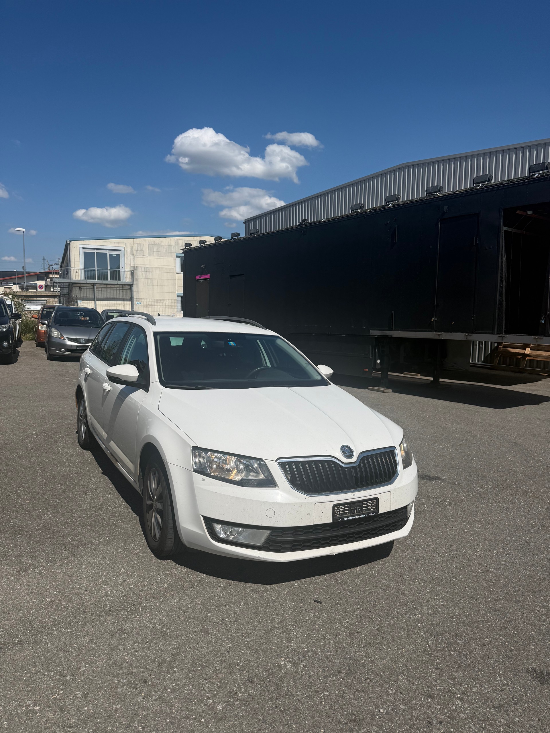 SKODA Octavia Combi 1.4 TSI Ambition-showroom-element-1