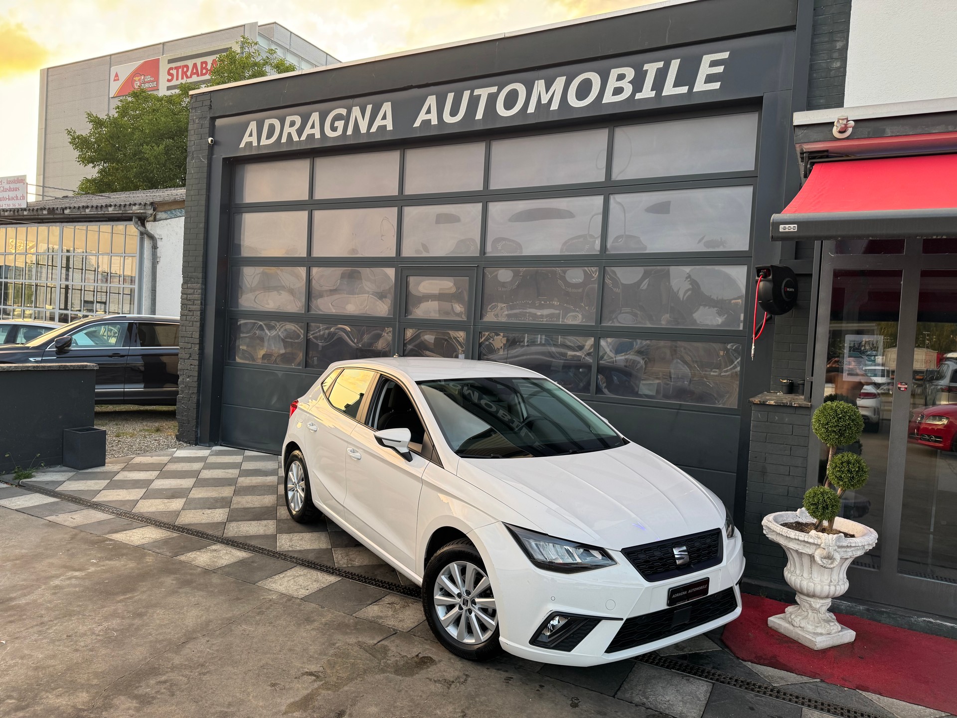 SEAT Ibiza 1.0 EcoTSI Style DSG-showroom-element-1