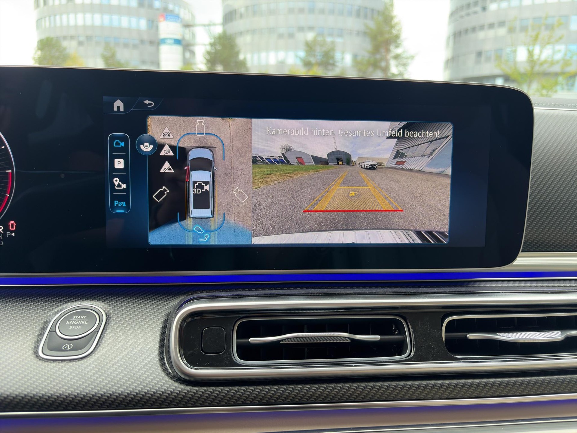 MERCEDES-BENZ V 300 d Swiss Ed. lang 4matic Van-image-18