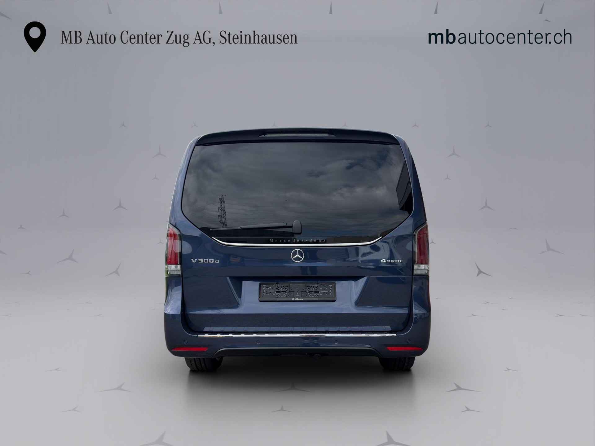 MERCEDES-BENZ V 300 d Swiss Ed. lang 4matic Van-showroom-element-3