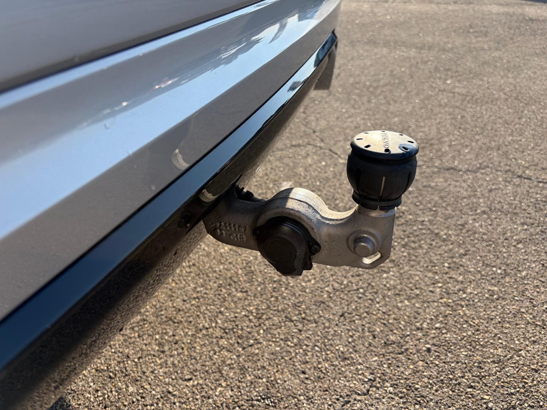 VOLVO XC60 T6 eAWD PluginHybrid Ultimate Dark Geartronic-image-7