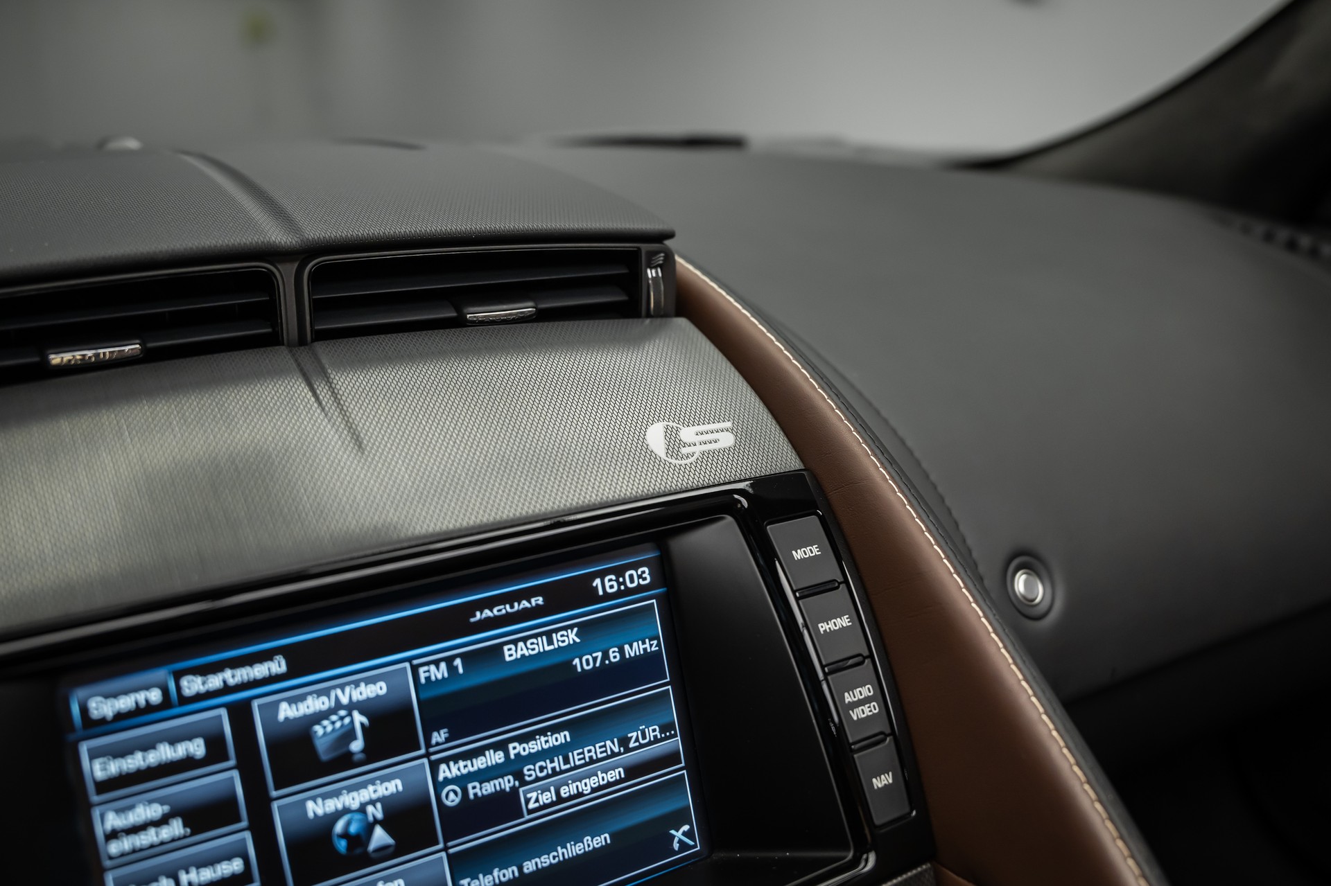 JAGUAR F-Type Convertible S 5.0 V8 S/C * PERFORMANCE-PAKET * LEASING AB 396.- *-image-23