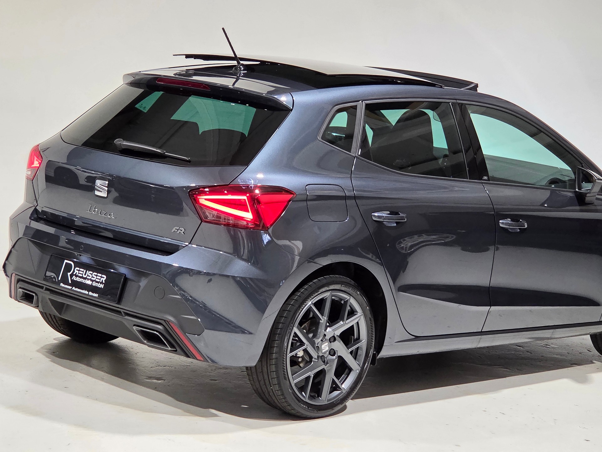SEAT Ibiza 1.5 EcoTSI FR DSG-image-29