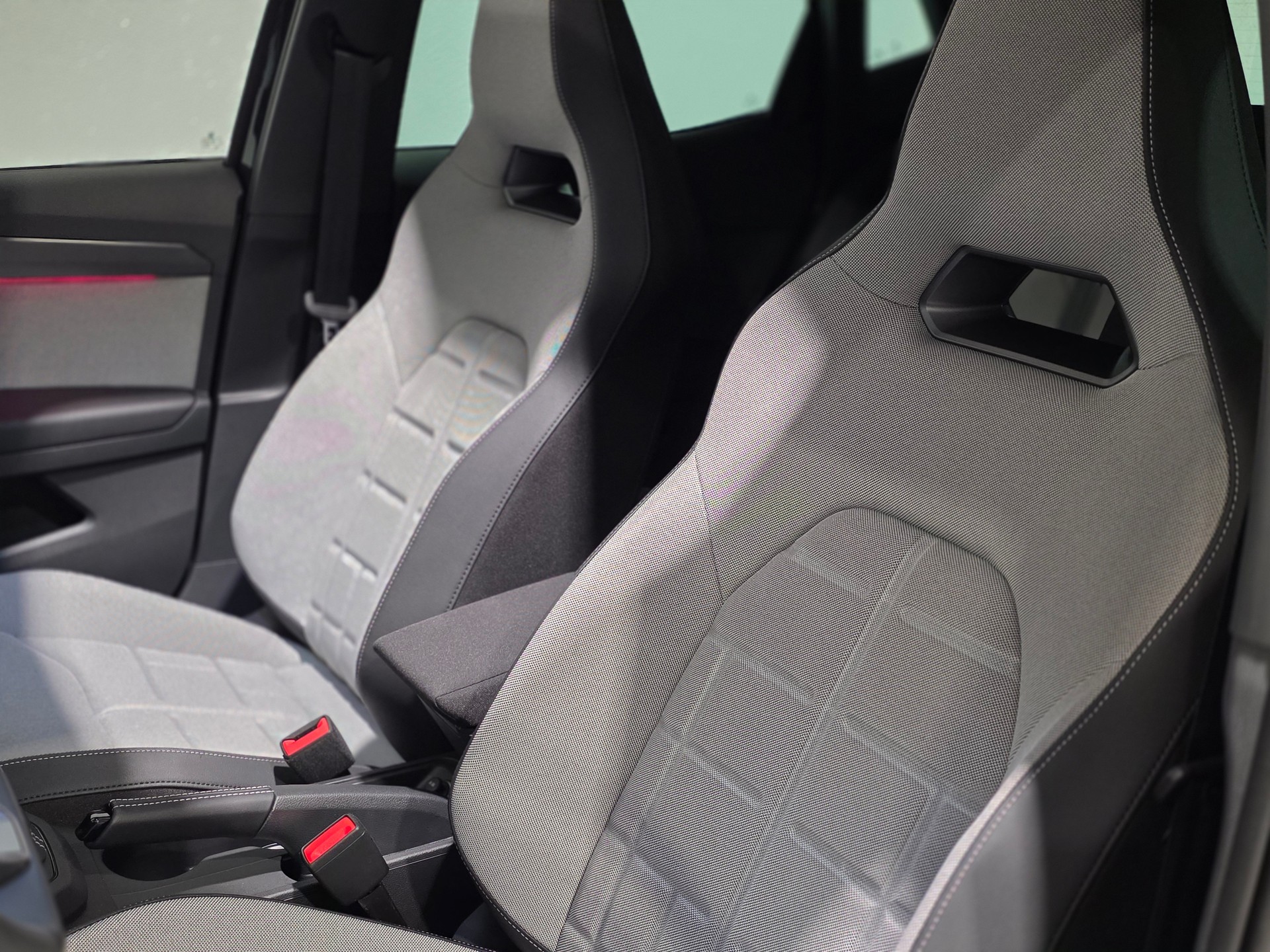 SEAT Ibiza 1.5 EcoTSI FR DSG-image-14