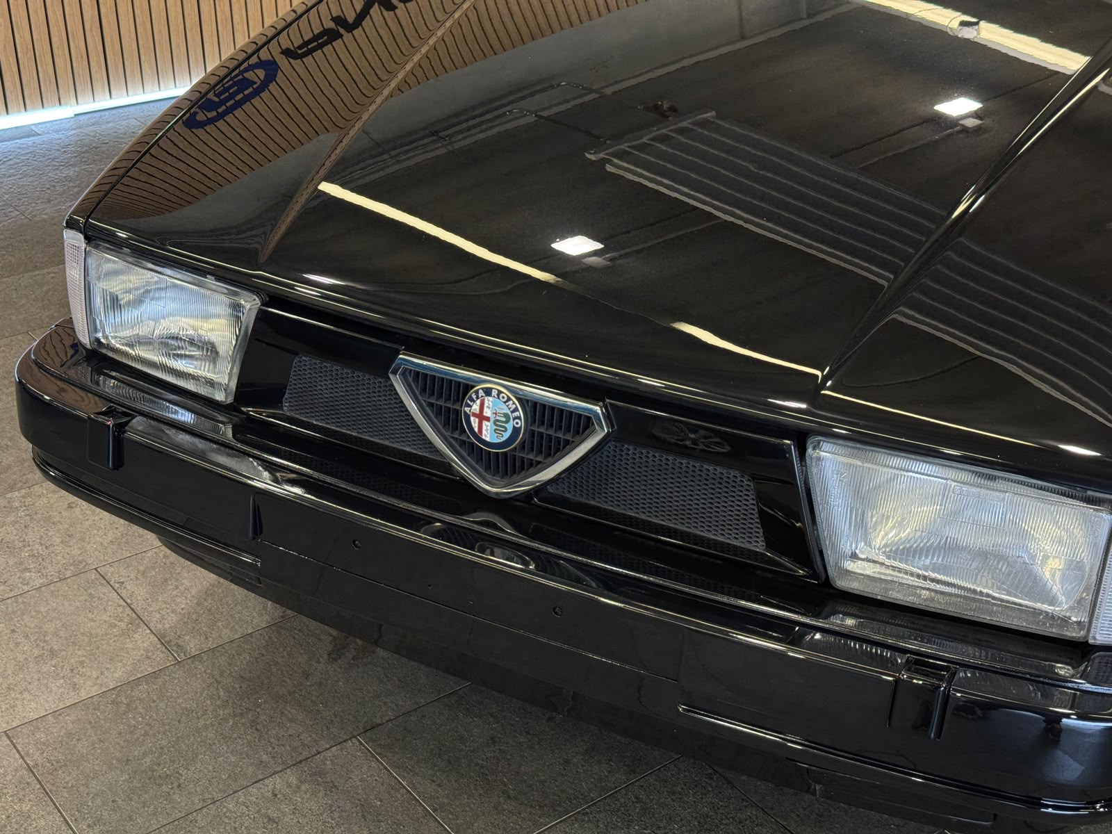 ALFA ROMEO 75 3.0 Q.Verde-showroom-element-2