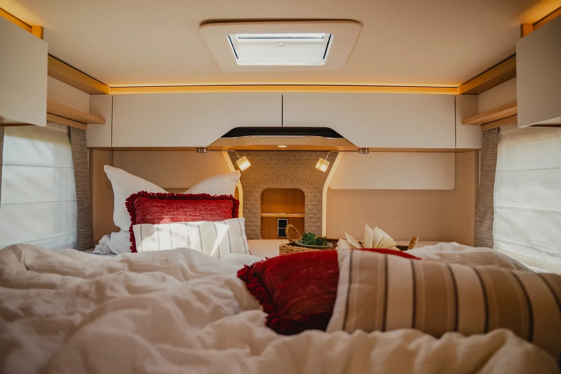 HYMER Hymer B-ML I 780 BlackLine-image-4