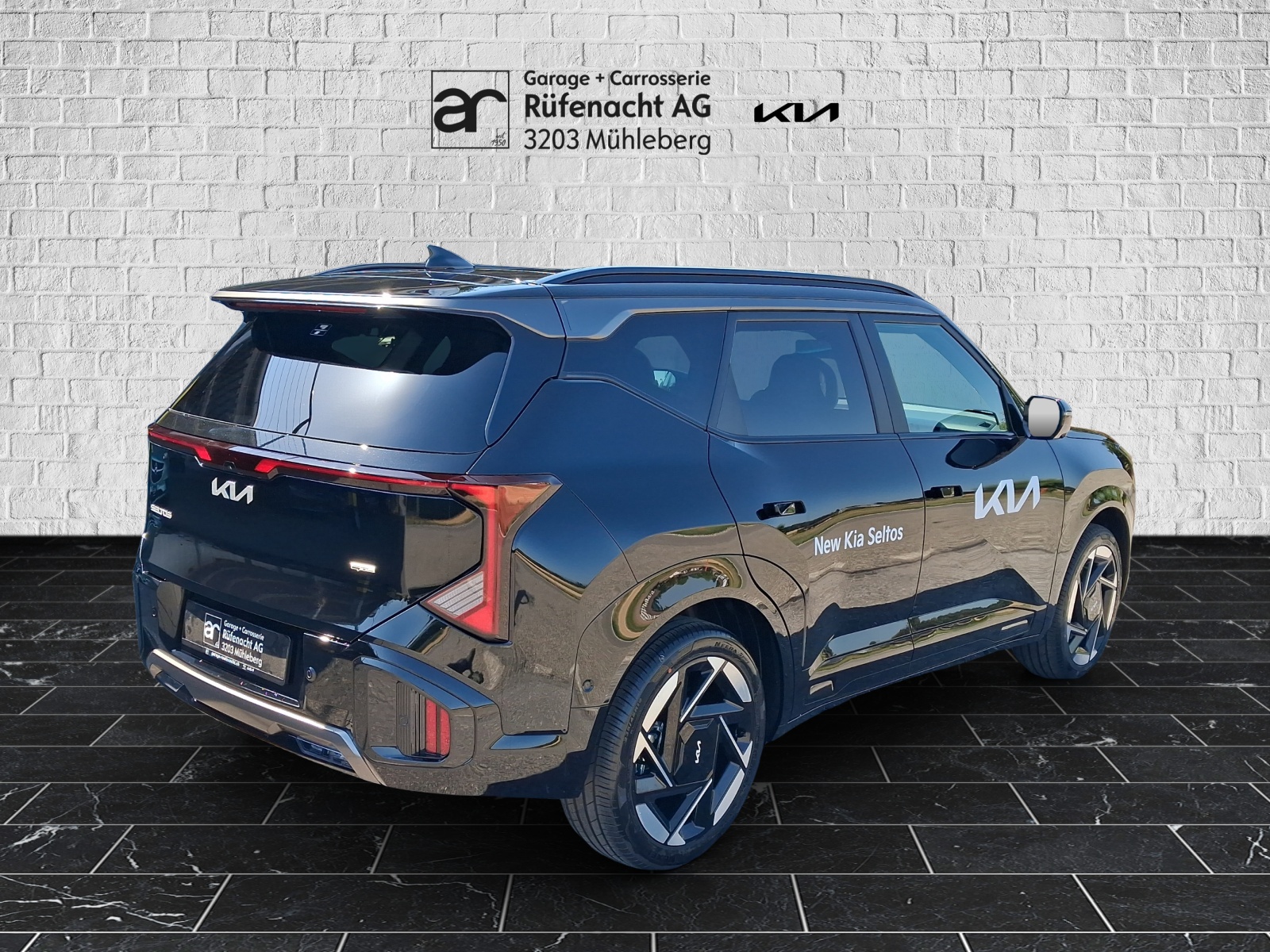 KIA Seltos 1.6 T-GDi GT-Line-showroom-element-1