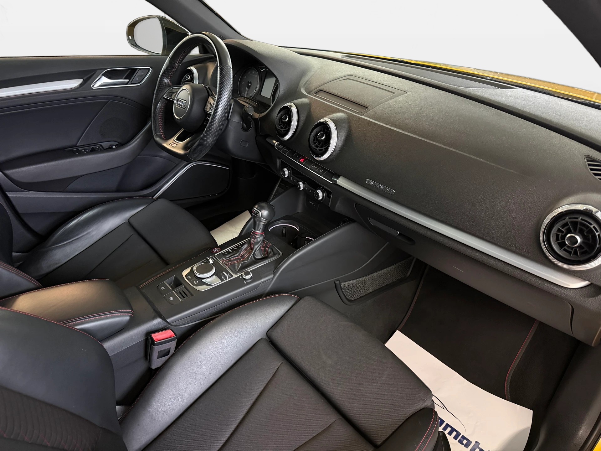 AUDI S3 Sportback 2.0 TFSI quattro S-tronic | Frisch MFK | Pano Dach | Bang & Olufsen-image-10
