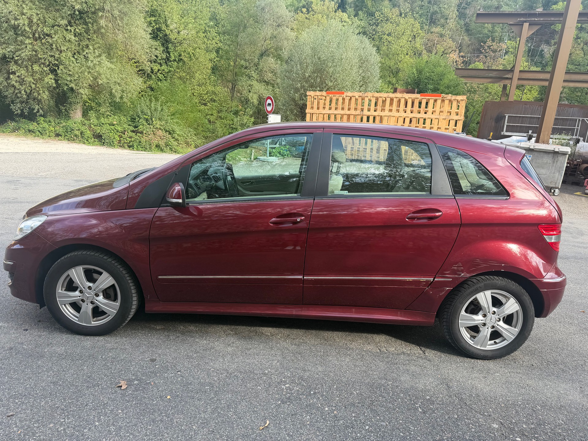 MERCEDES-BENZ B 200 CDI-image-5