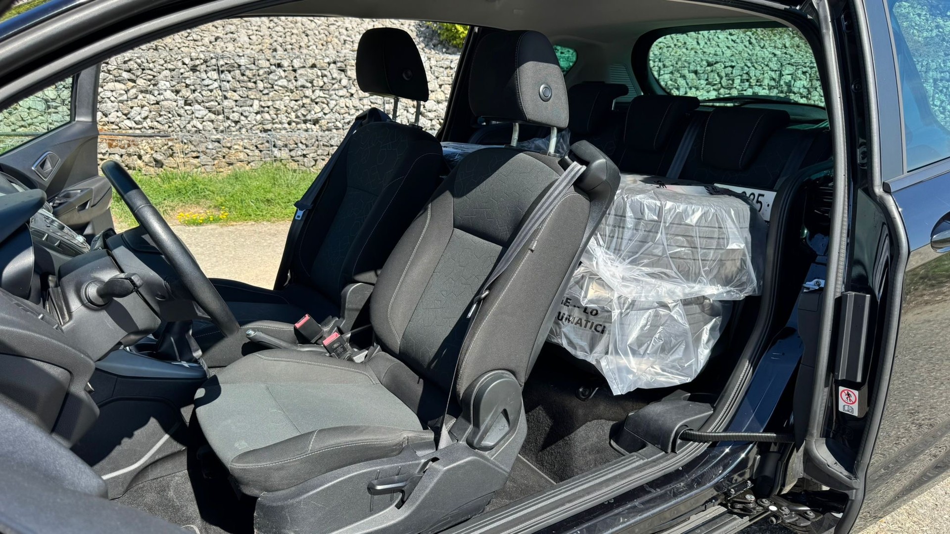 FORD B-Max 1.0 SCTi Trend-image-12