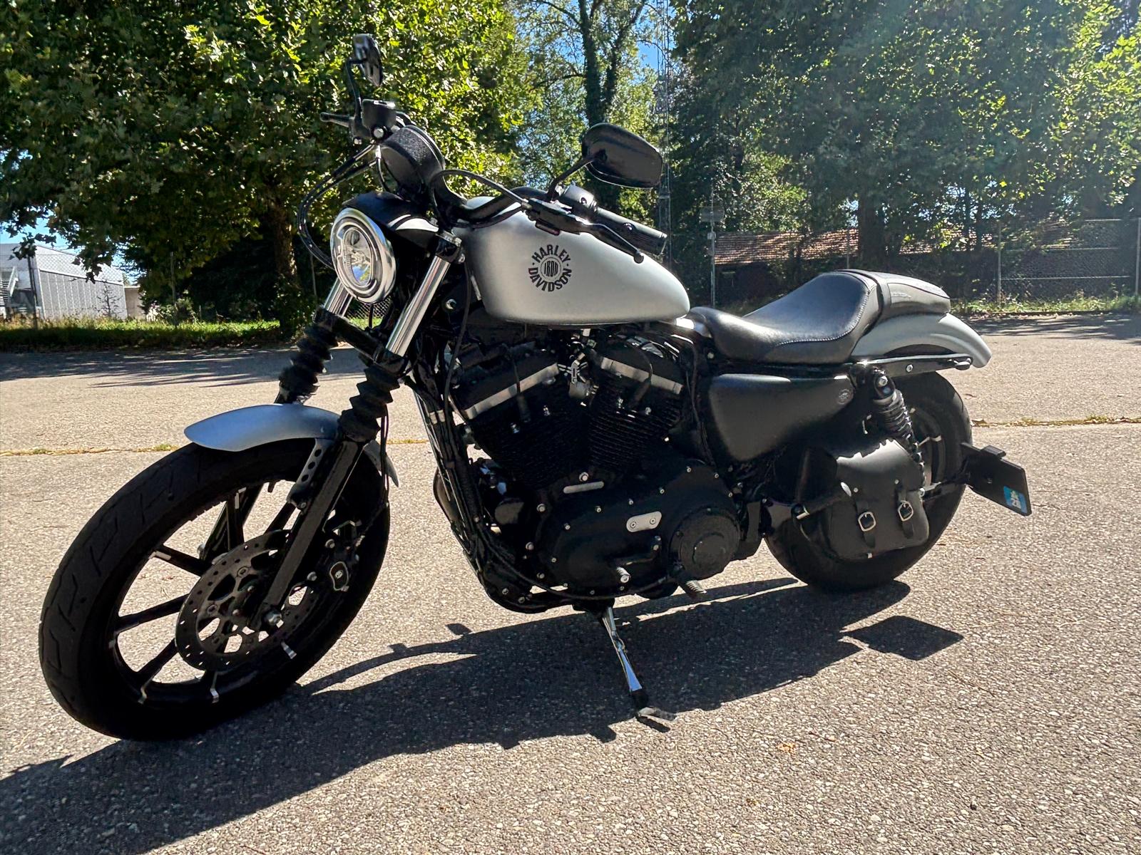 HARLEY-DAVIDSON XL 883 N Sportster Iron ABS-image-0