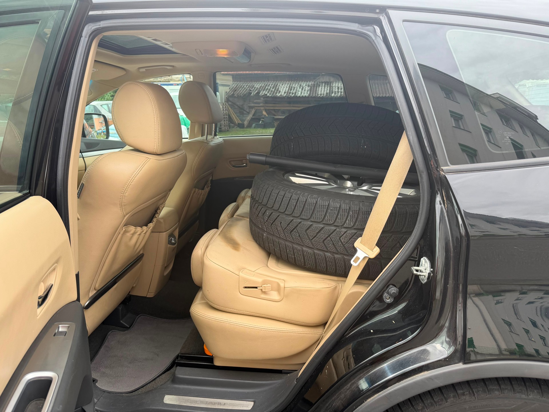 SUBARU Tribeca 3.6 AWD Executive-image-4