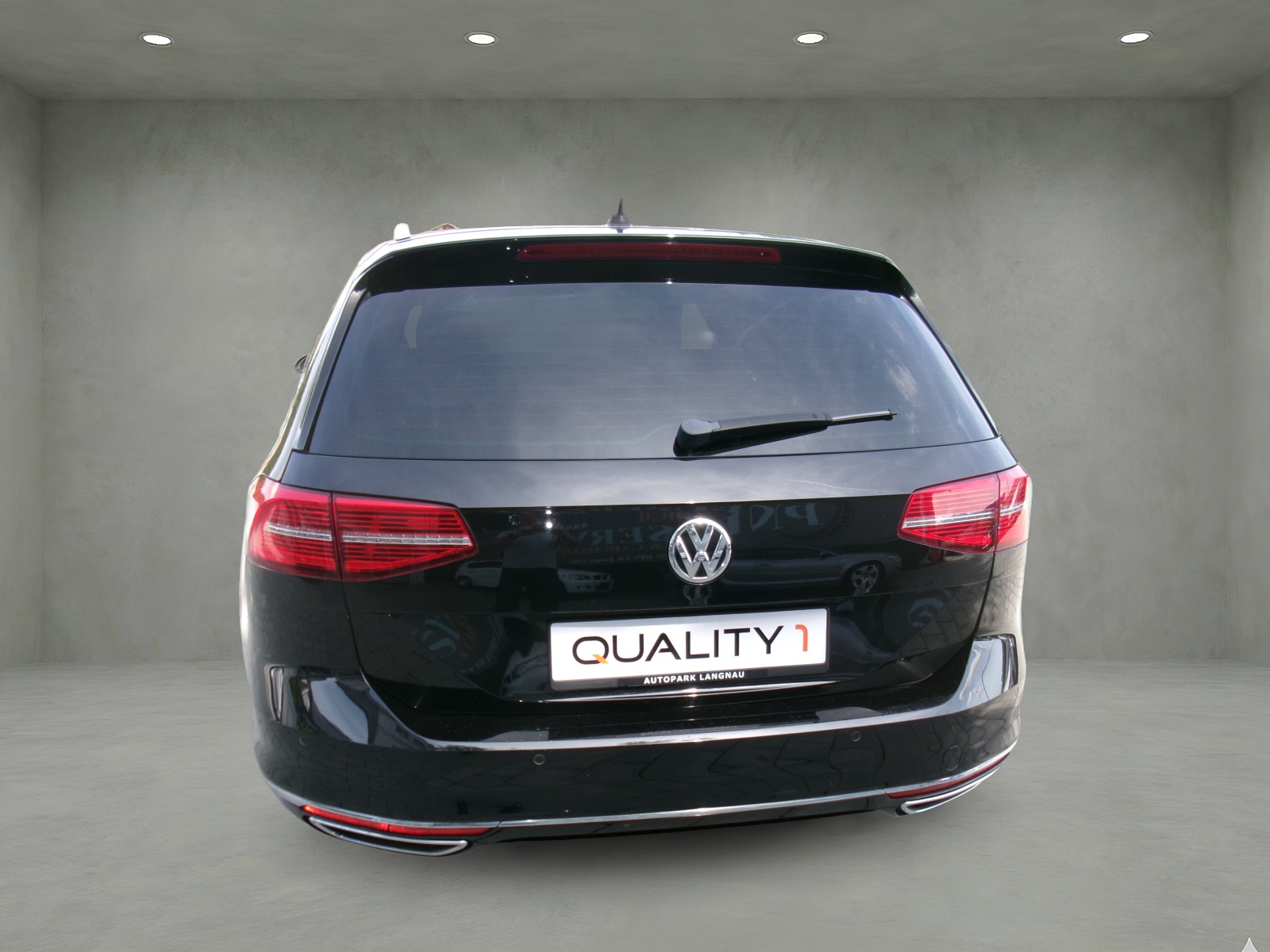 VW Passat Variant 2.0 TDI BMT High. DSG 4Motion-image-12