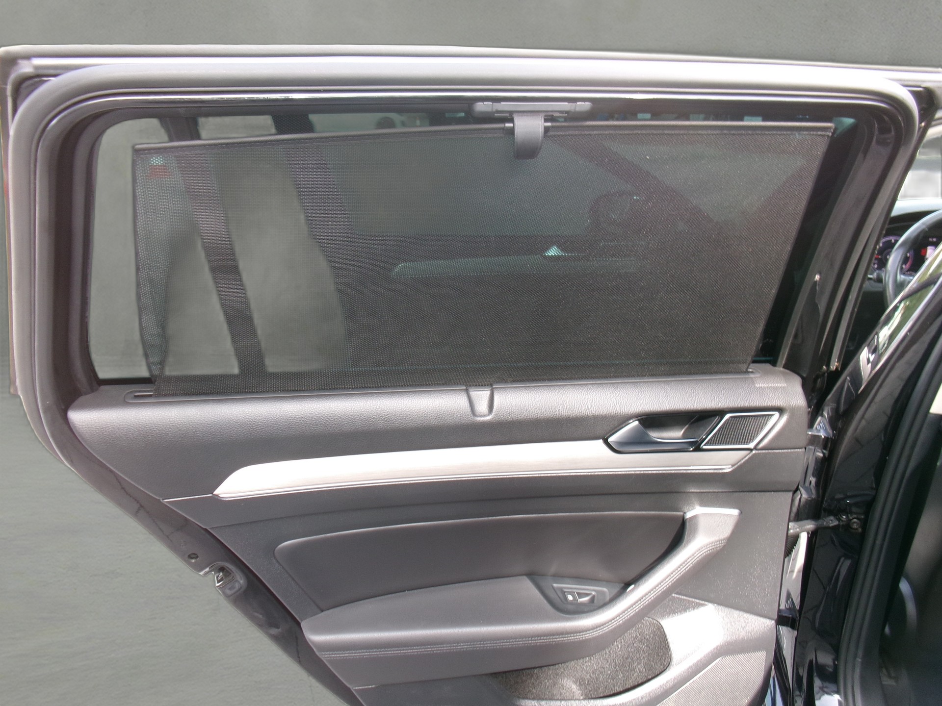 VW Passat Variant 2.0 TDI BMT High. DSG 4Motion-image-10