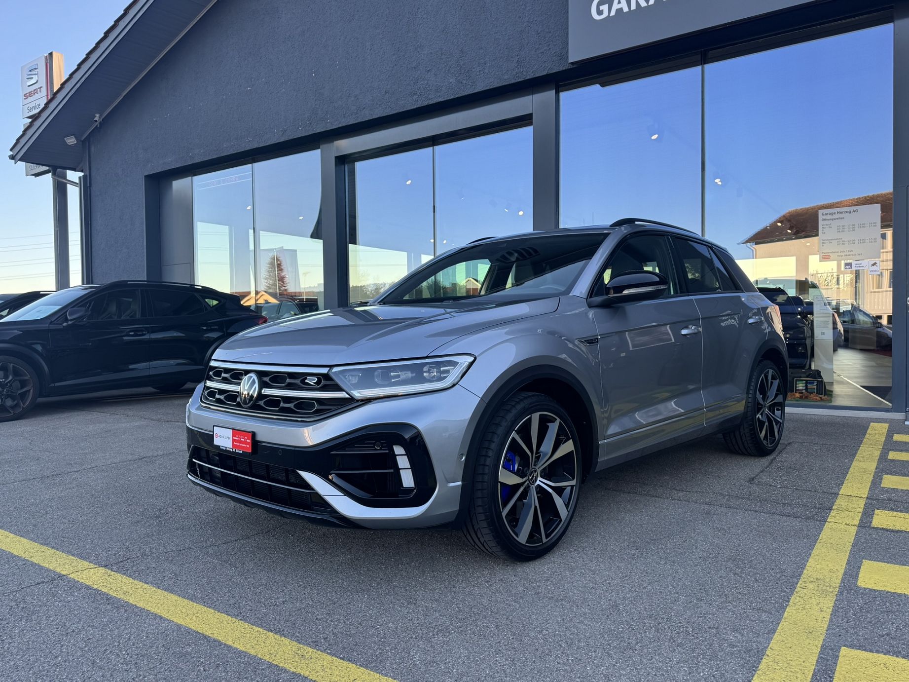 VW T-Roc 2.0 TSI R DSG 4Motion-showroom-element-1