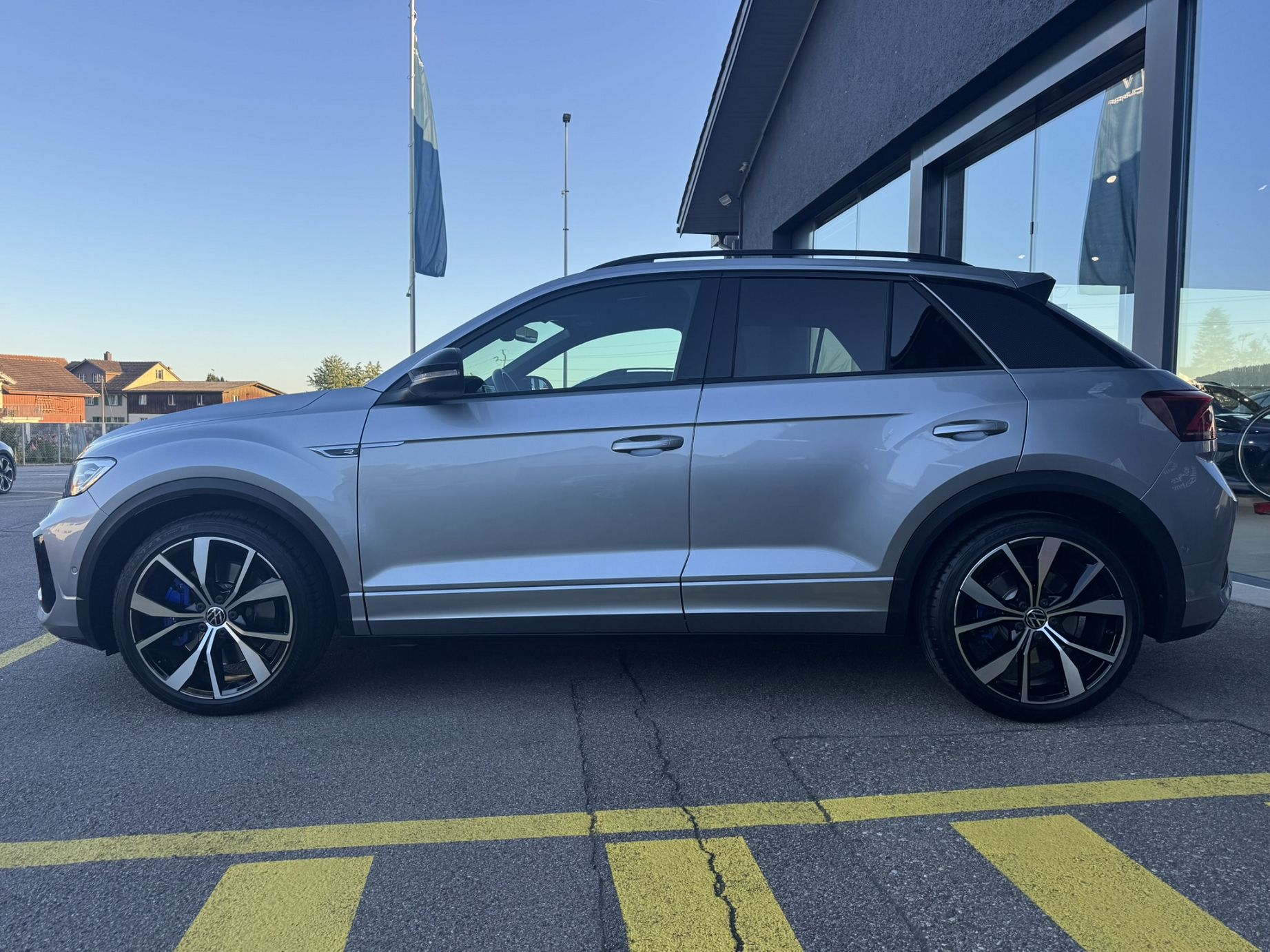 VW T-Roc 2.0 TSI R DSG 4Motion-showroom-element-2
