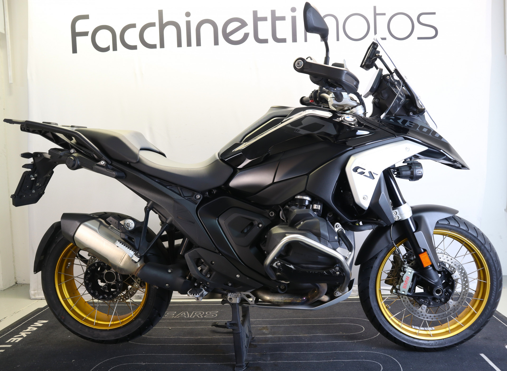 BMW R 1300 GS Triple Black