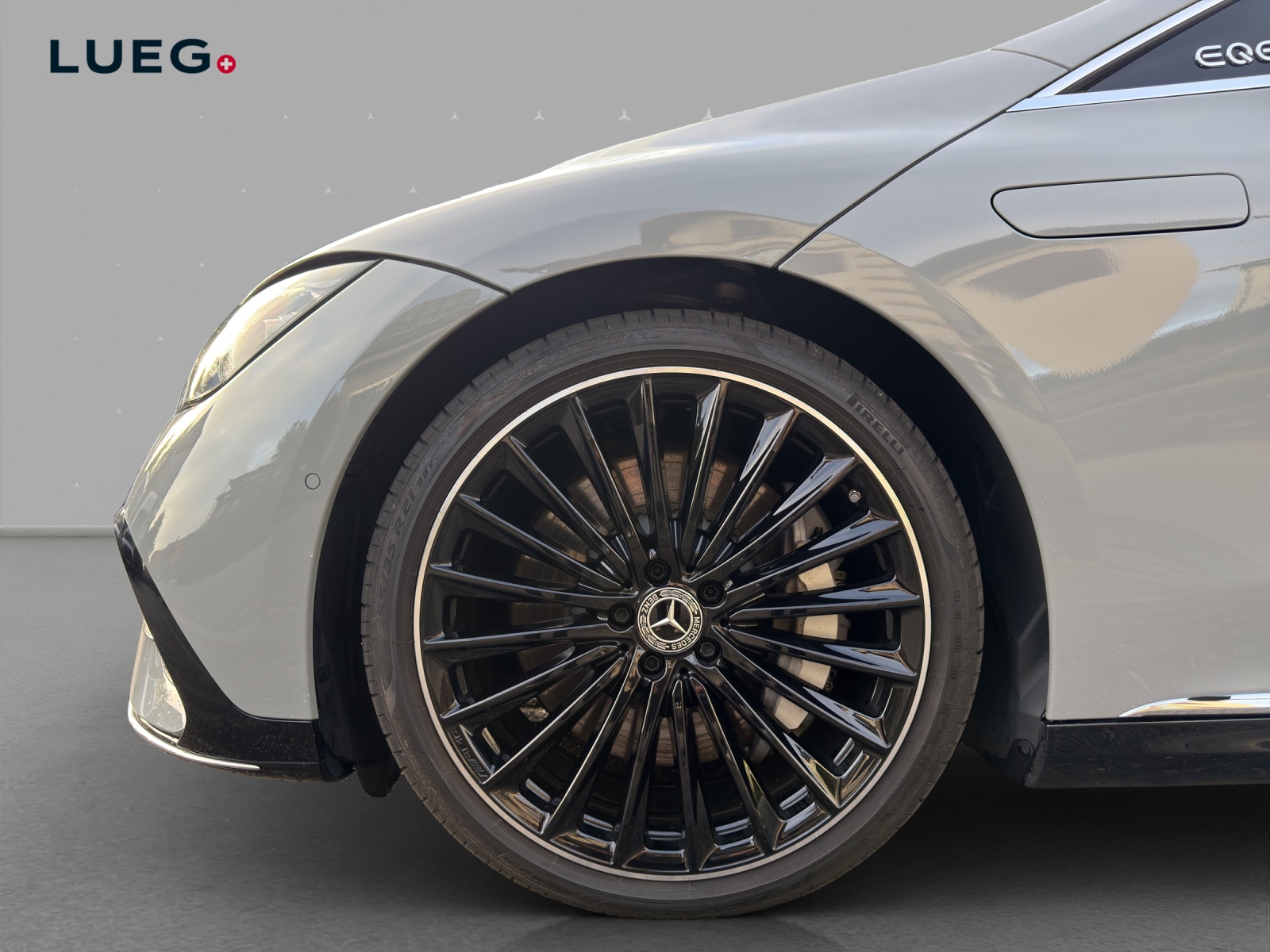 MERCEDES-BENZ EQE 500 4 Matic-image-6