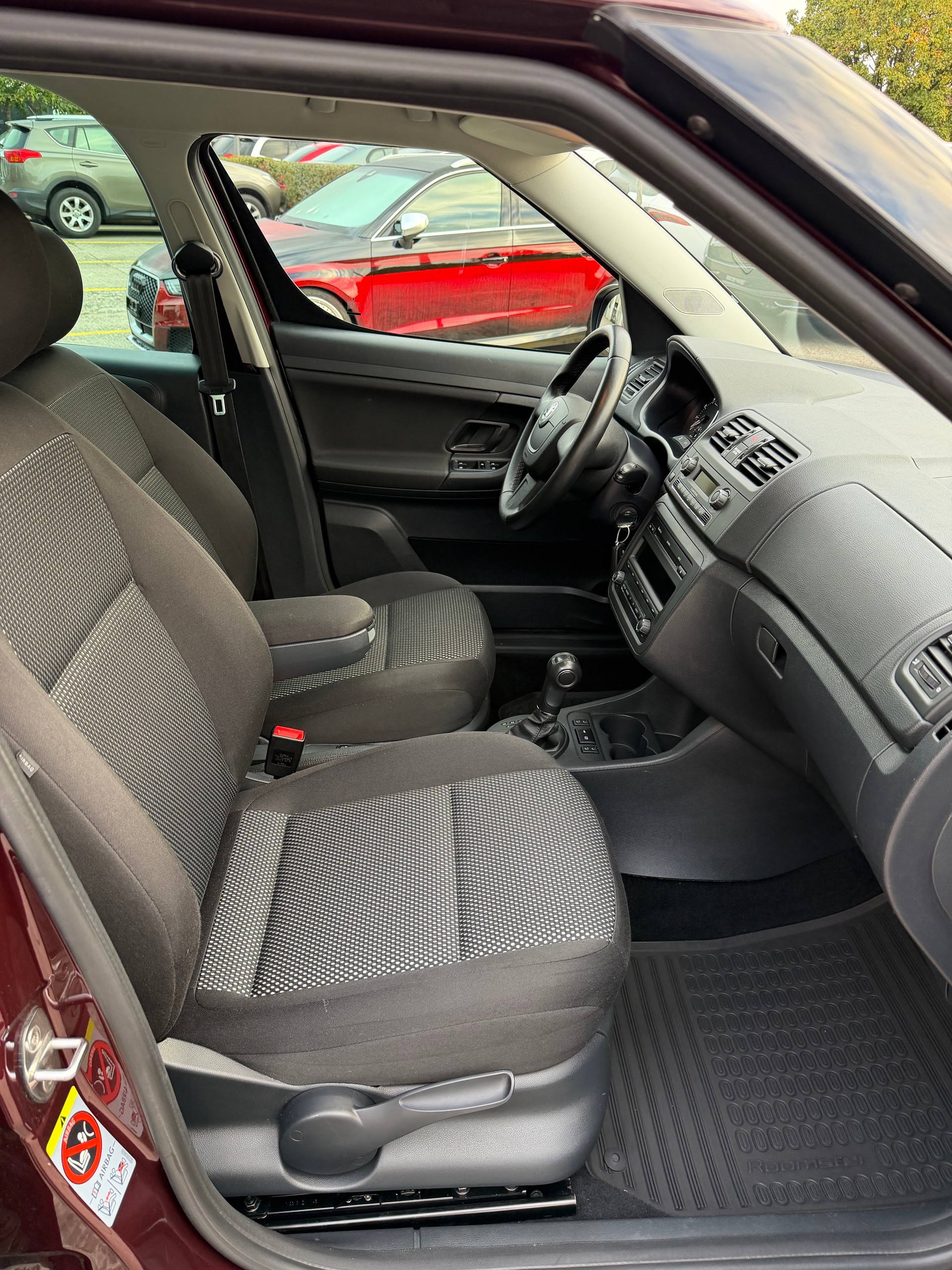 SKODA Roomster 1.2 TSI Scout DSG-image-13