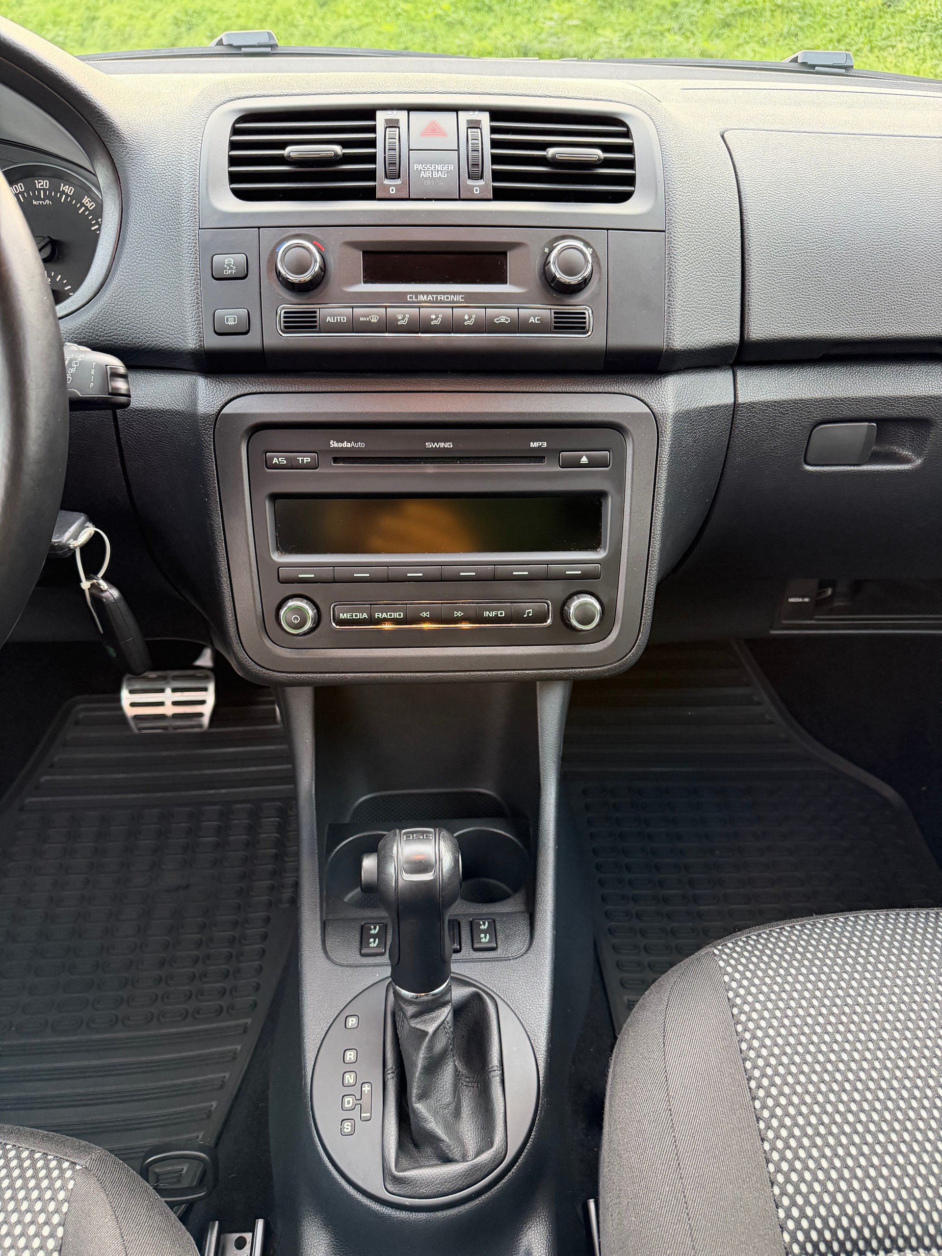 SKODA Roomster 1.2 TSI Scout DSG-image-9
