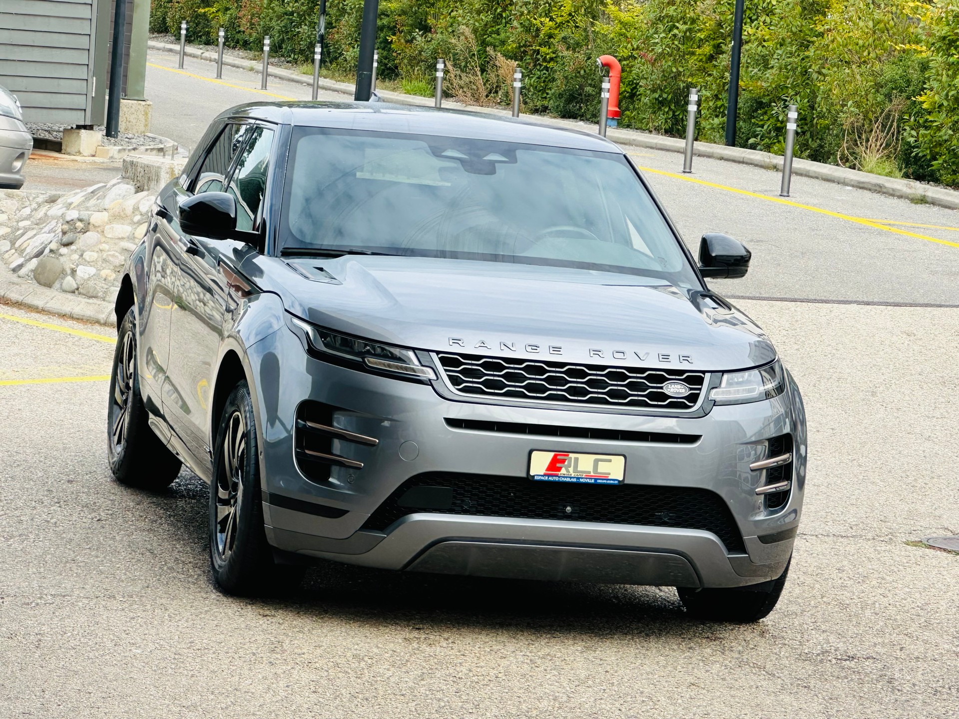 LAND ROVER Range Rover Evoque R-Dynamic D 165 MHEV HSE AT9-image-6