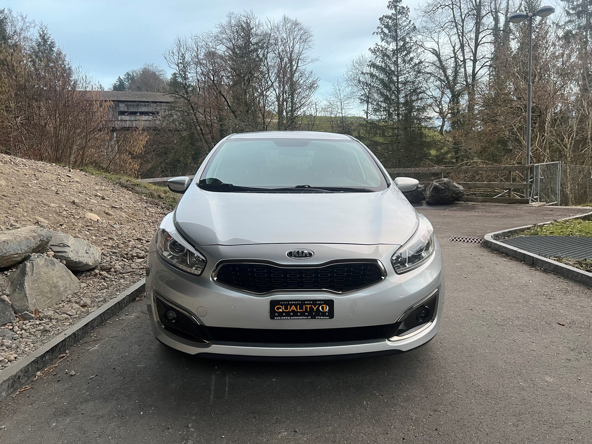 KIA Ceed 1.4 16V _seven-image-1