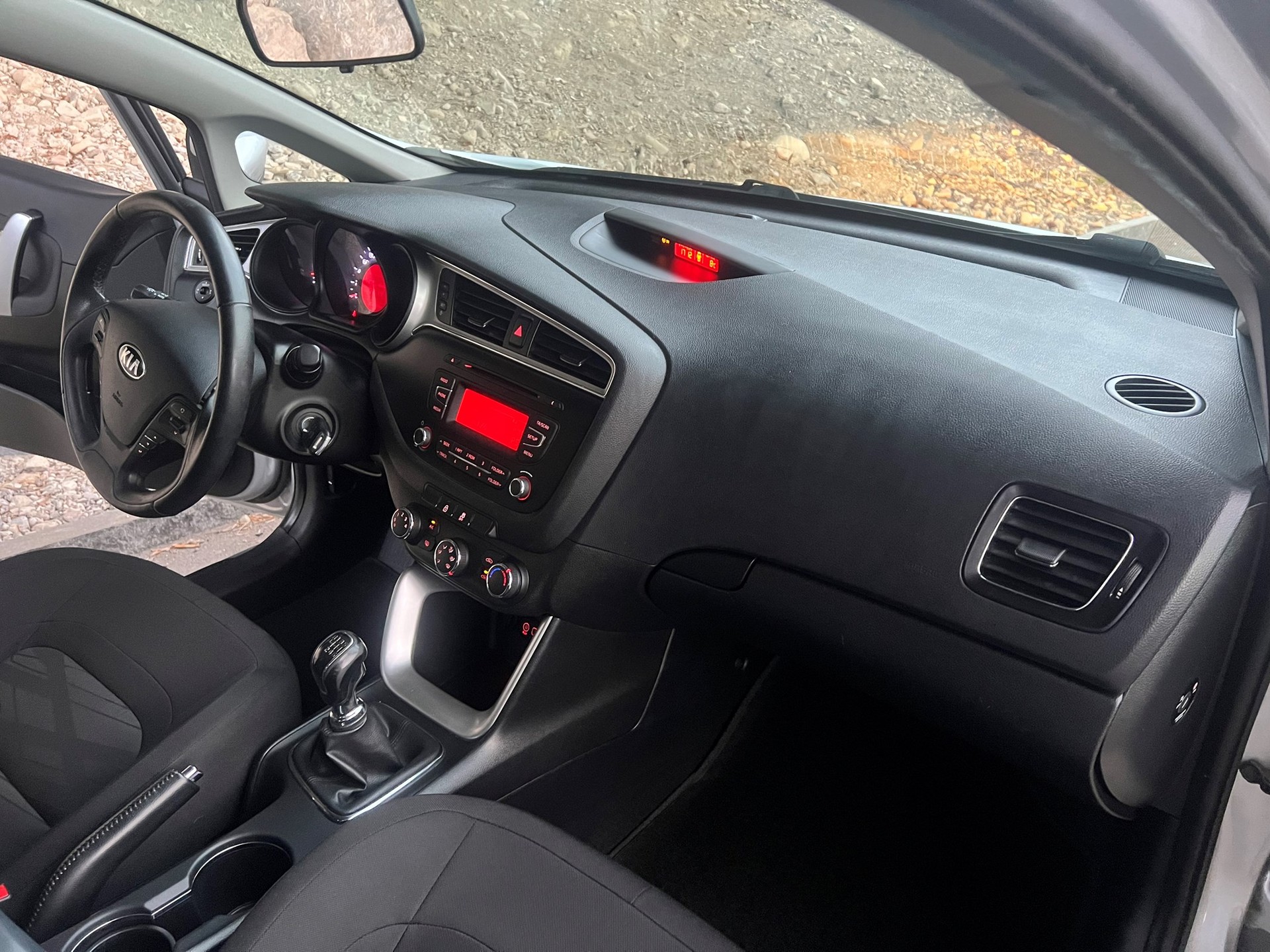 KIA Ceed 1.4 16V _seven-image-8