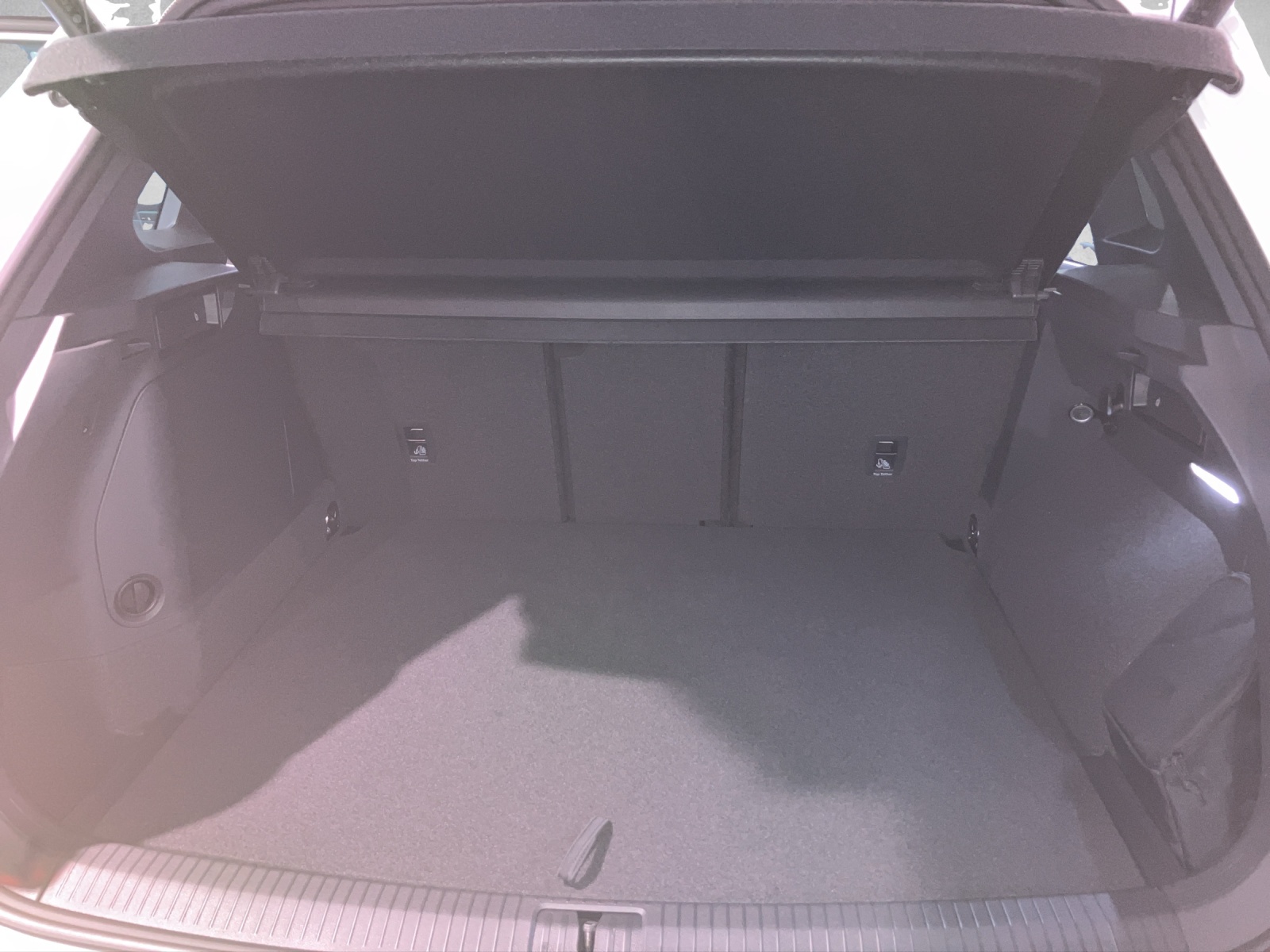 VW Tiguan 1.4TSI PHEV R-Line DSG-image-7