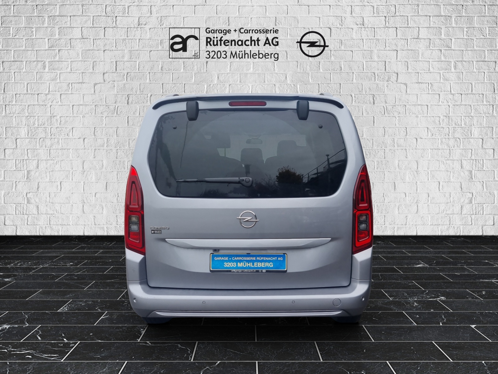 OPEL Combo Life XL 1.5 D Ultimate S/S 7P-showroom-element-3