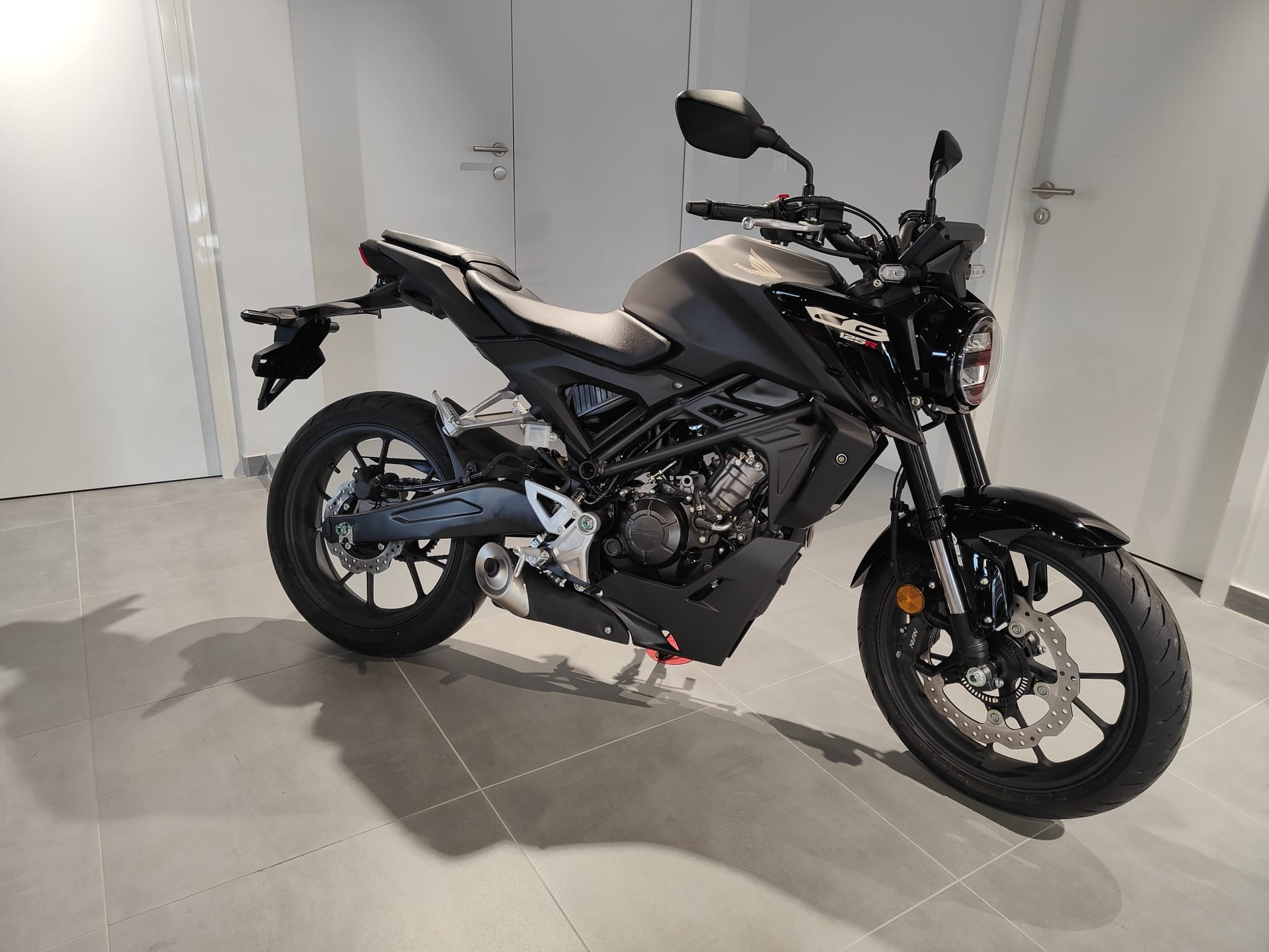 HONDA CB 125 R-image-0