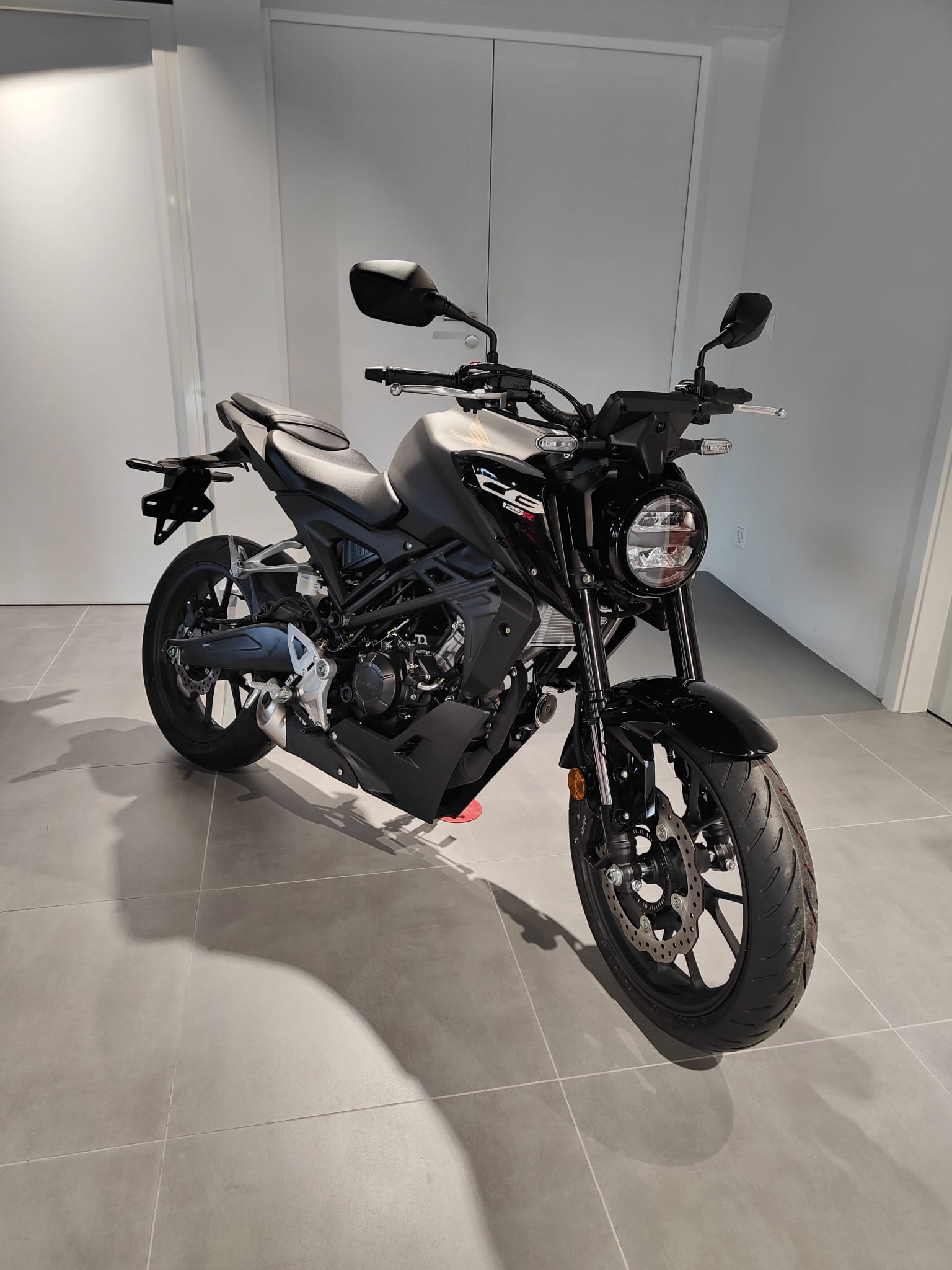 HONDA CB 125 R-image-2