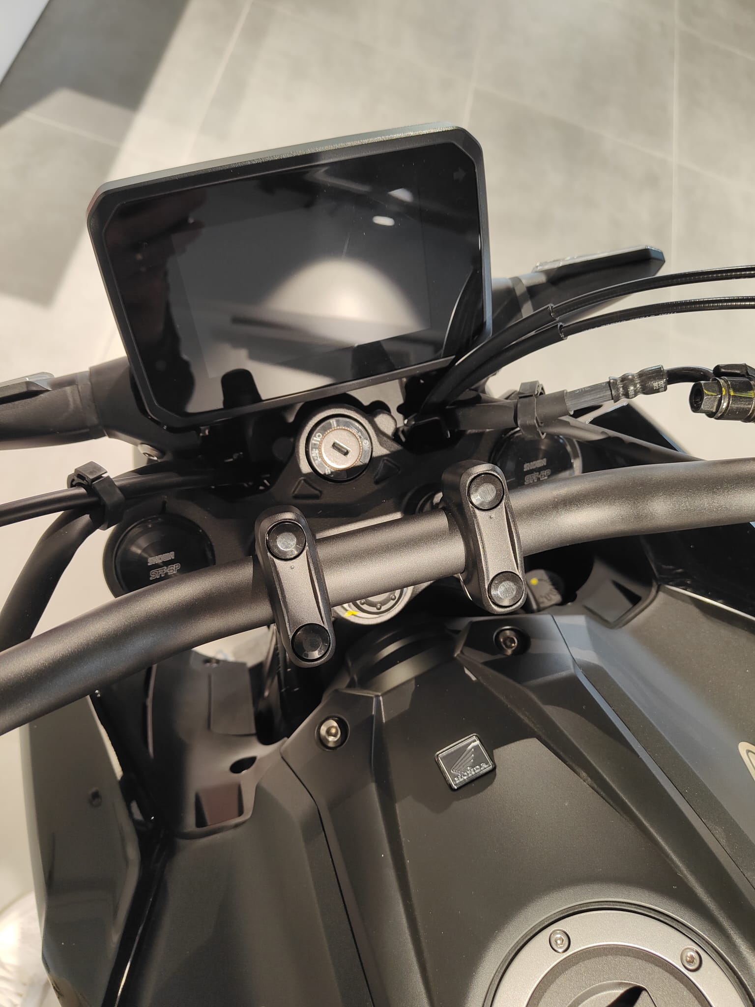 HONDA CB 125 R-image-5
