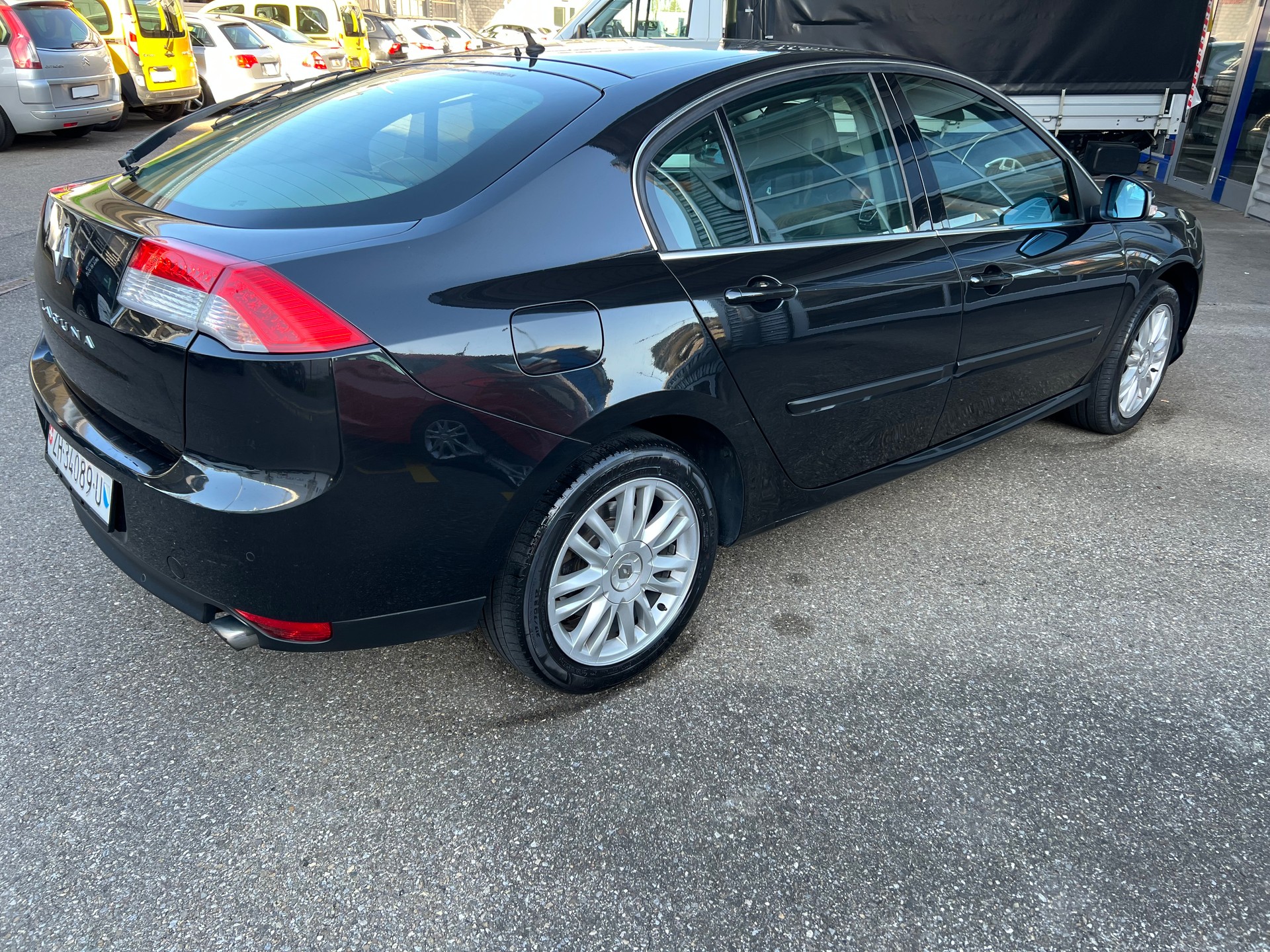RENAULT Laguna 2.0 16V T Dynamique Automatic-image-2