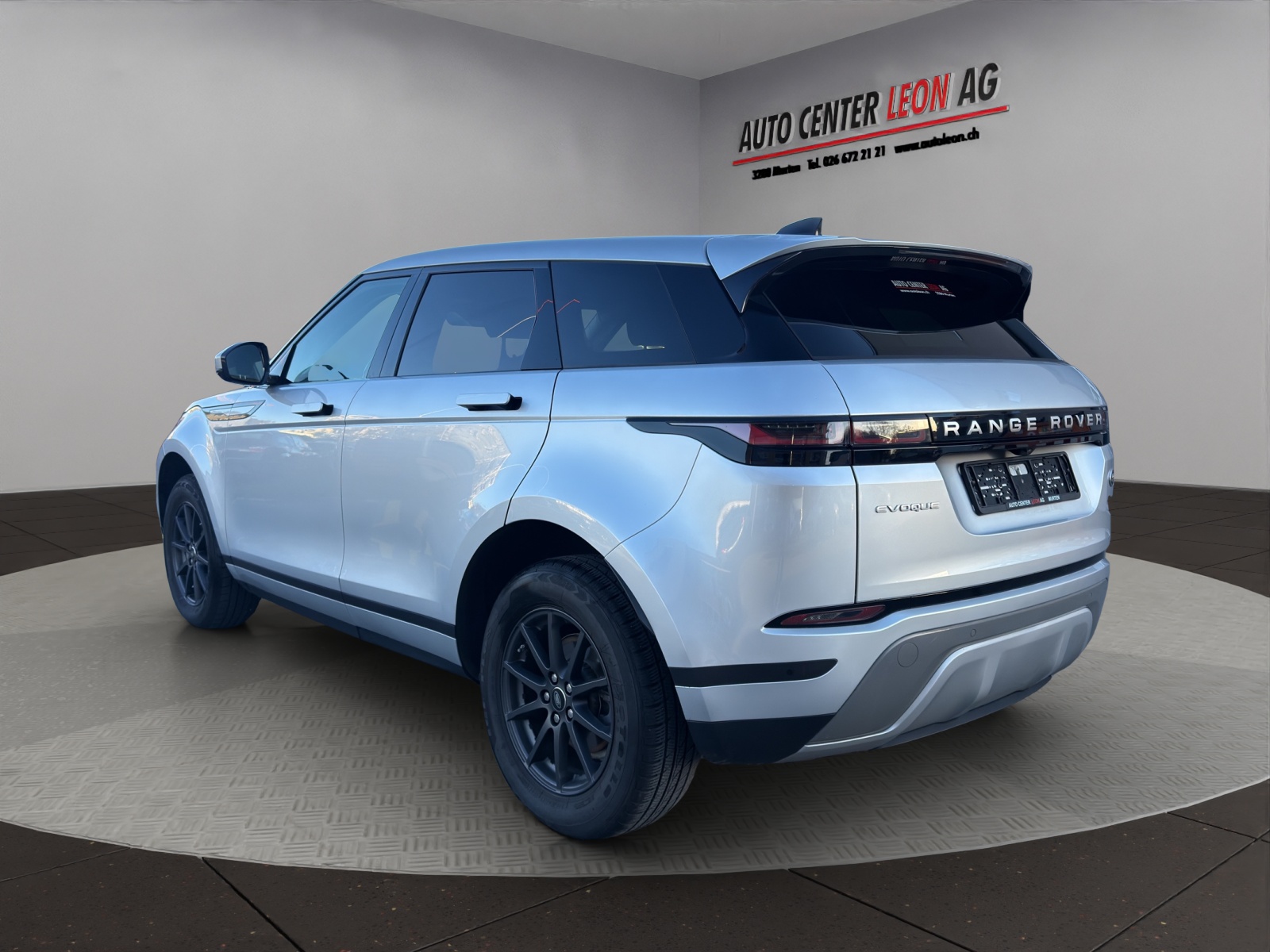 LAND ROVER Range Rover Evoque D 150 S AT9-showroom-element-3