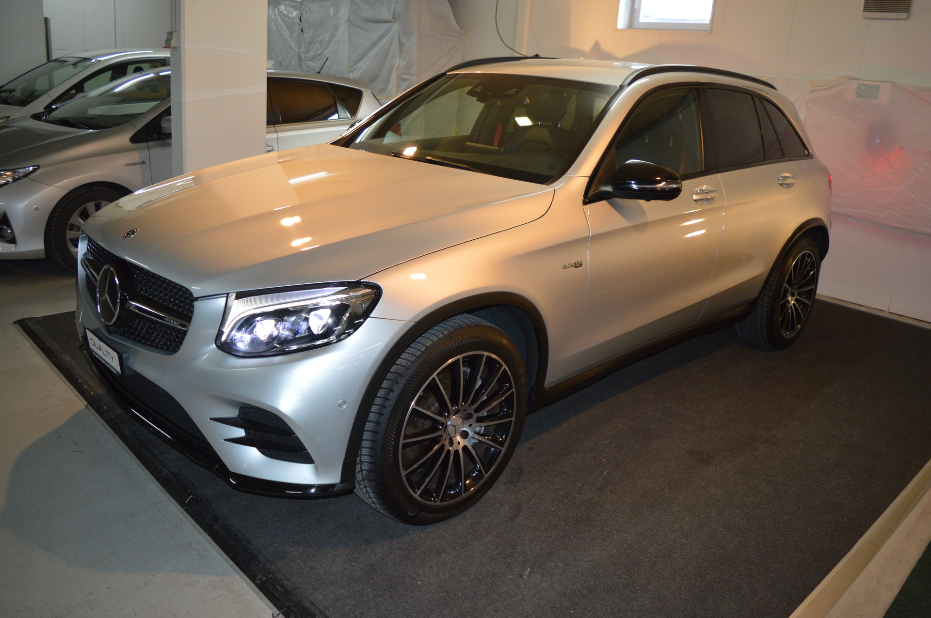 MERCEDES-BENZ GLC 43 AMG 4Matic 9G-Tronic-showroom-element-3