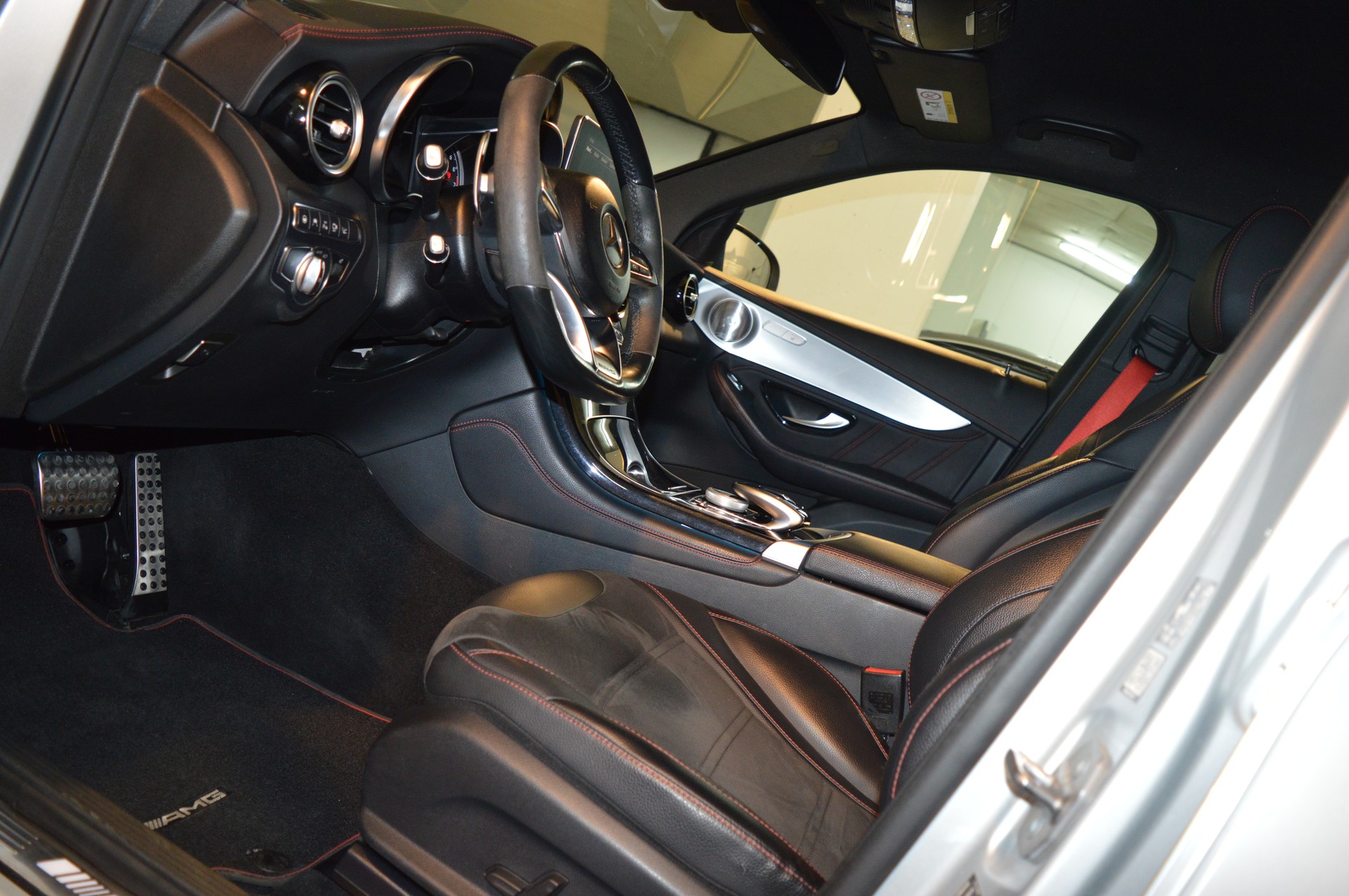 MERCEDES-BENZ GLC 43 AMG 4Matic 9G-Tronic-image-21