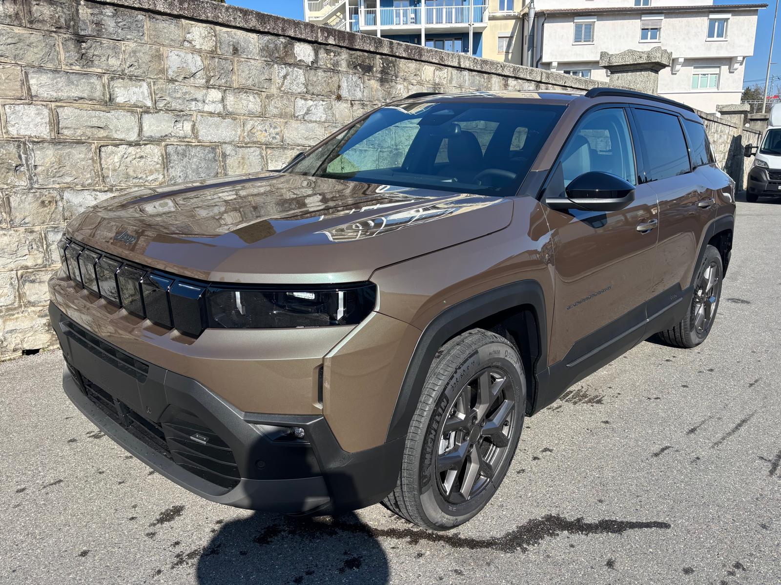 JEEP Compass 1.2 T e-Hybrid First Edition-showroom-element-1